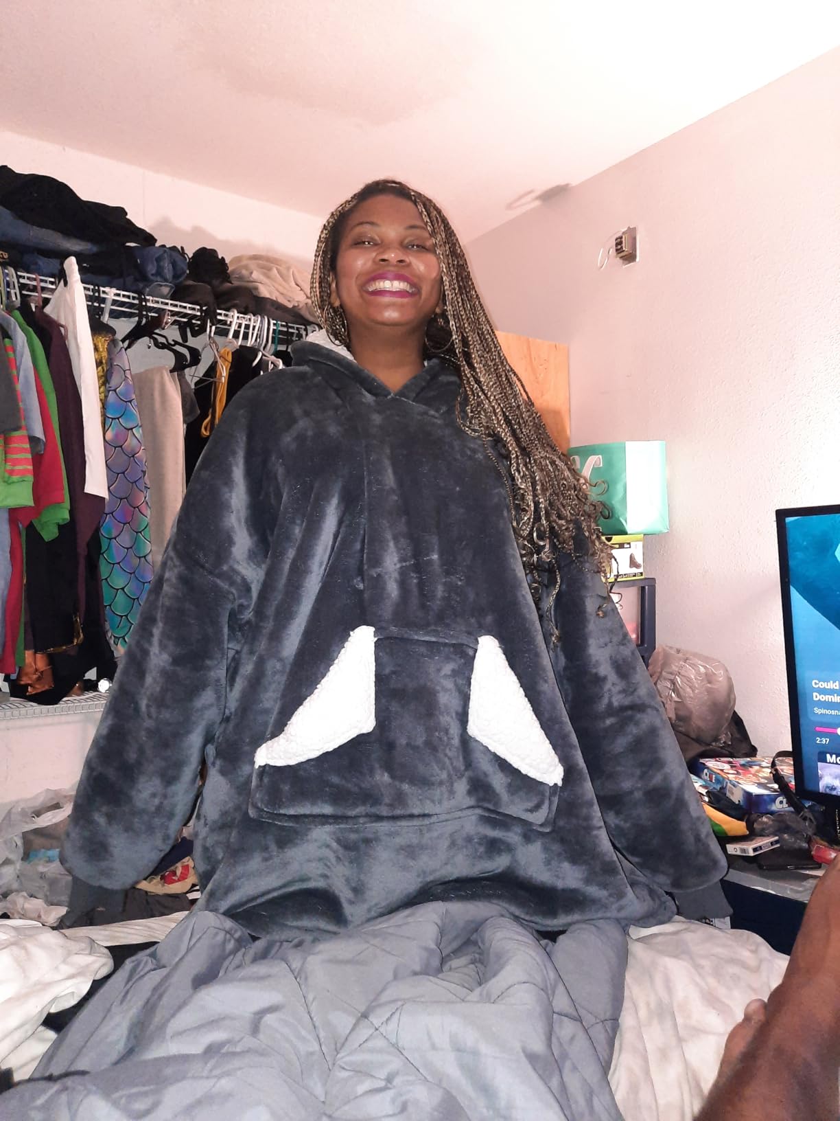 Touchat Wearable Blanket Hoodie, Oversized Sherpa Fleece Sweatshirt Blanket with Giant Hood Pocket and Sleeves for Adult, Warm & Cozy Grey Blanket Gifts for Women customer photo 1