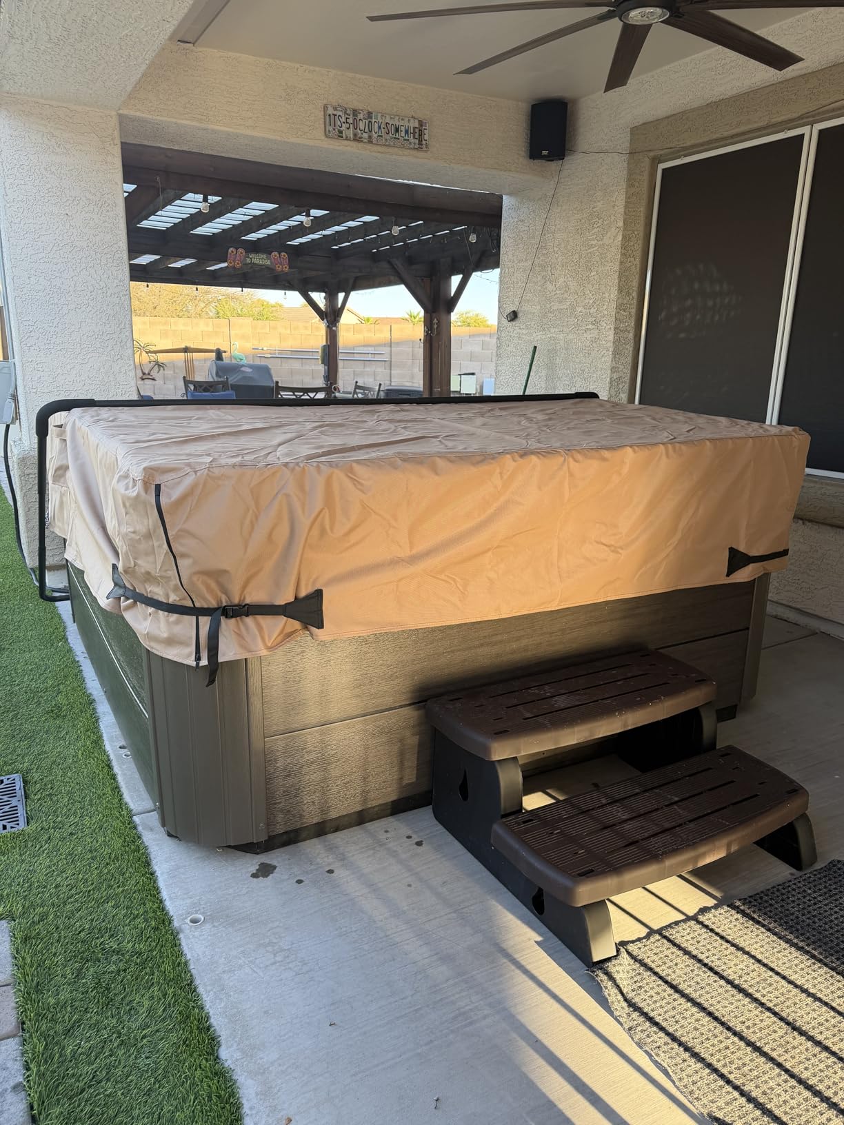 iBirdie Outdoor Waterproof Hot Tub SPA Cover 85 x 85 inch 7 x 7 ft customer photo 1