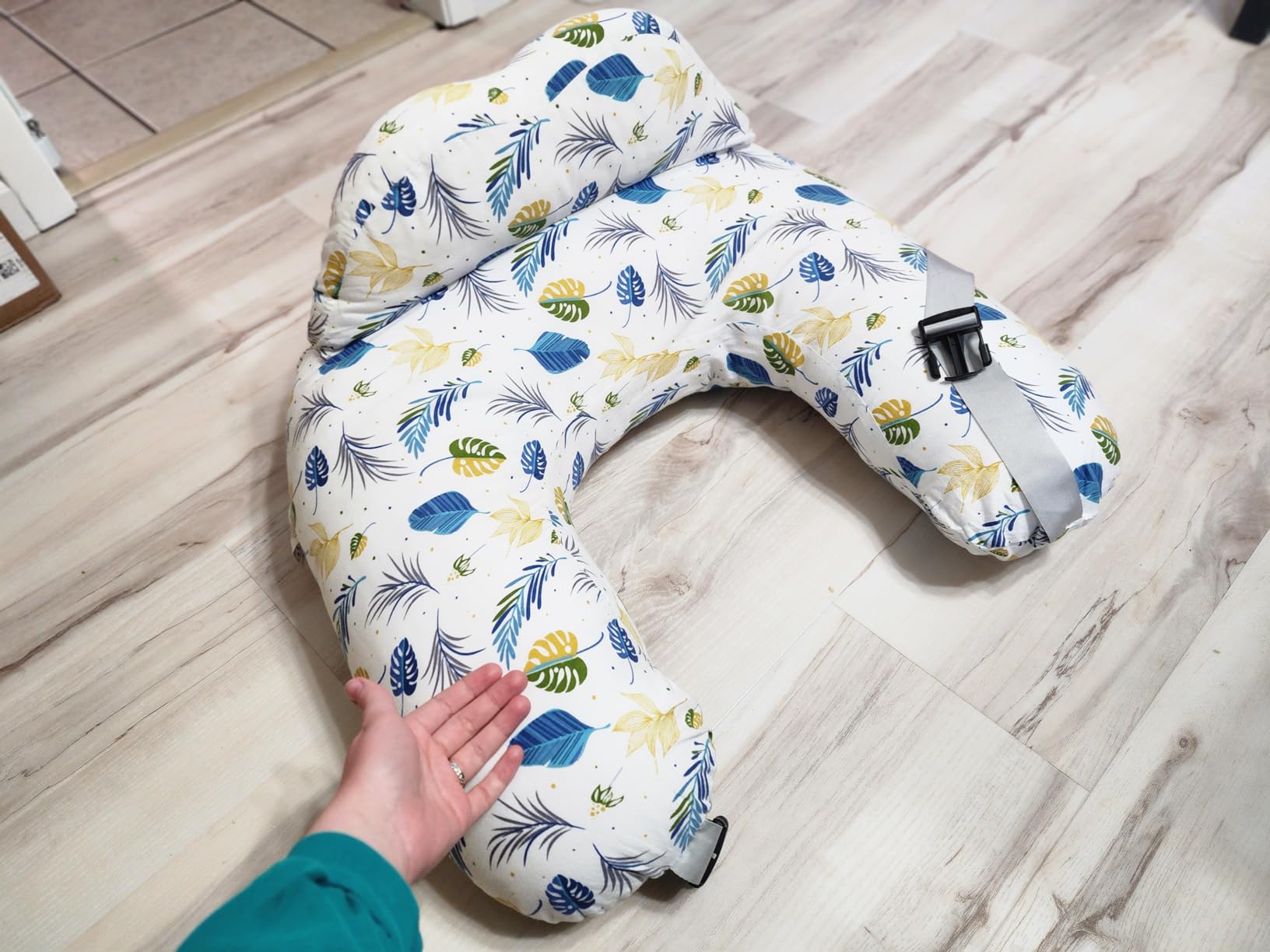 BATTOP Nursing Pillow for Breastfeeding,Bottle Feeding, Plus Size Breastfeeding Pillows with Adjustable Waist Strap Removable Cover, Extra Pillow on Top for More Support for Mom customer photo 1