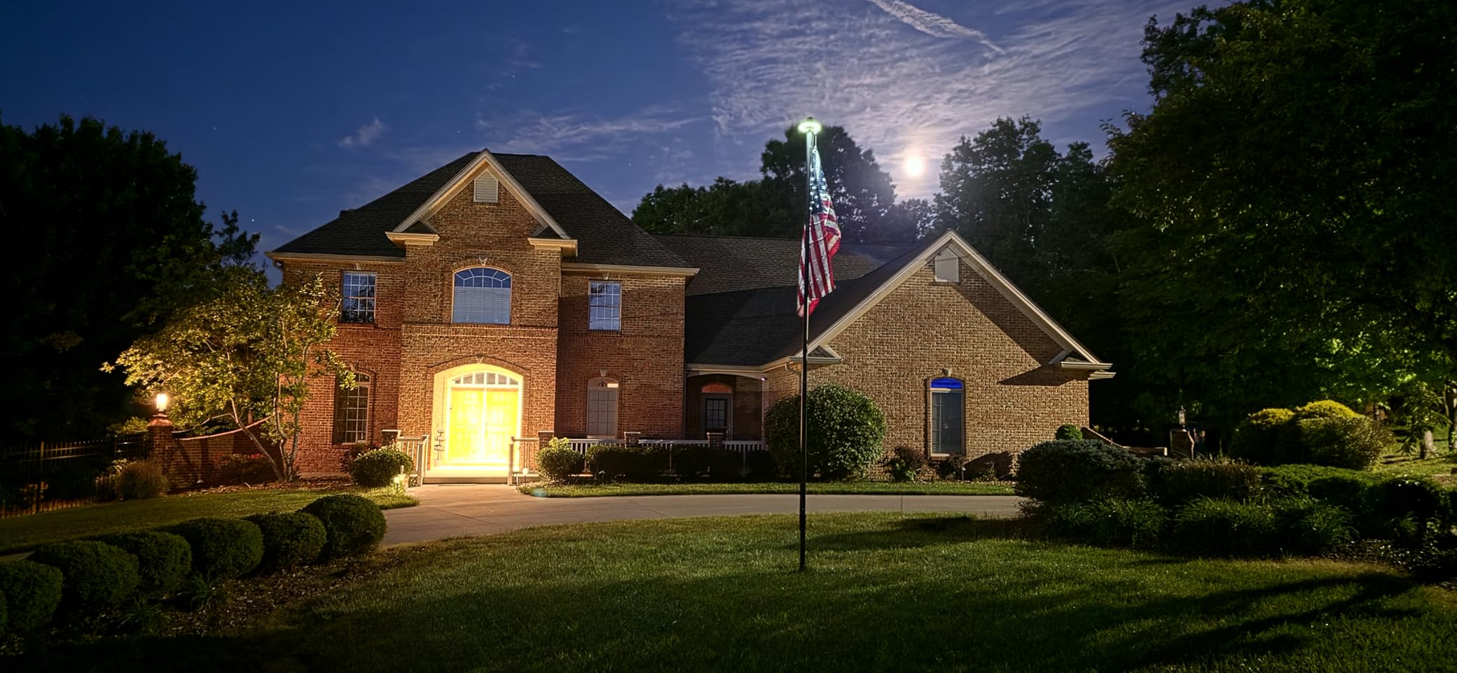 NELXINJO 25FT Heavy Duty Tapered Flagpole Kit with 3x5 US Flag, Black customer photo 1