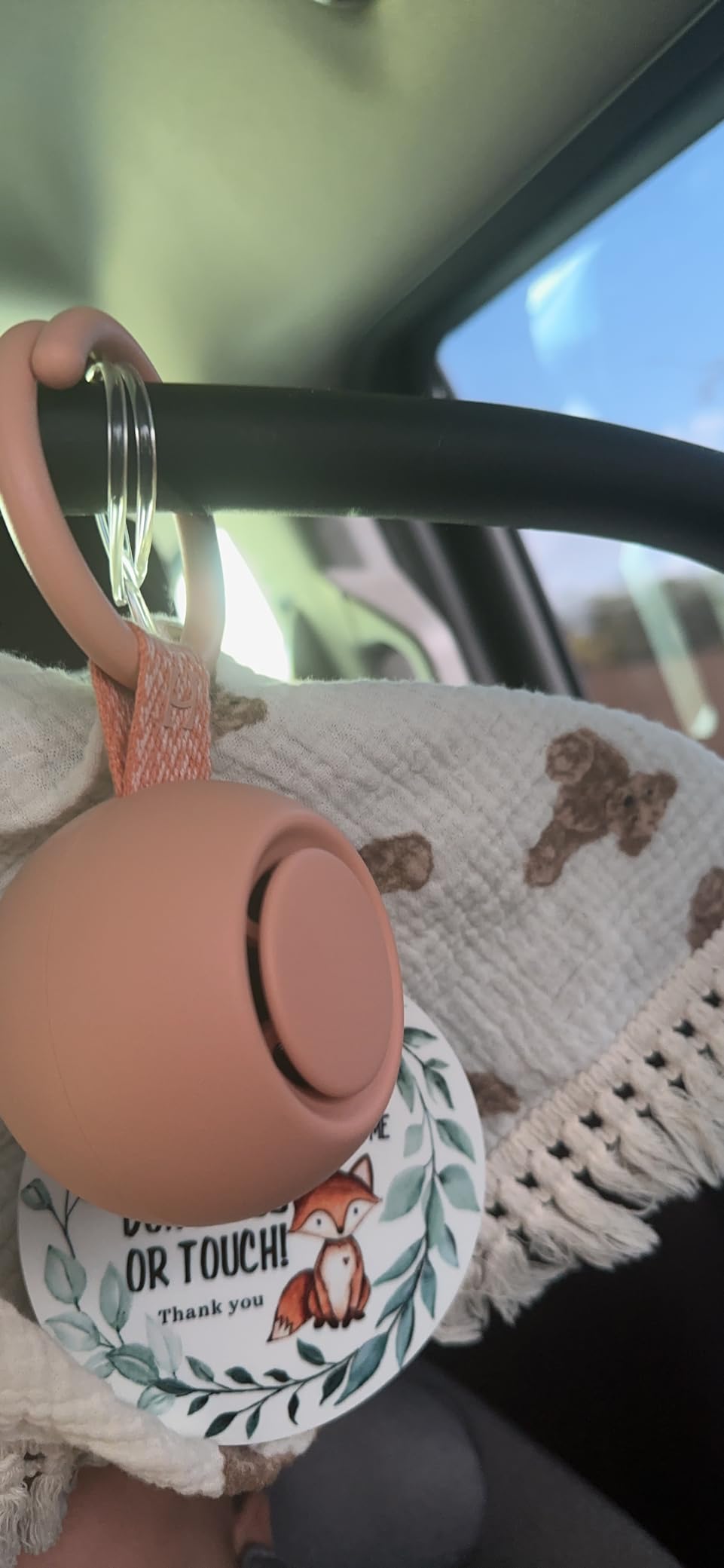 Hatch Go Portable Sound Machine & Sleep Soother for Babies & Kids (Putty) customer photo 1
