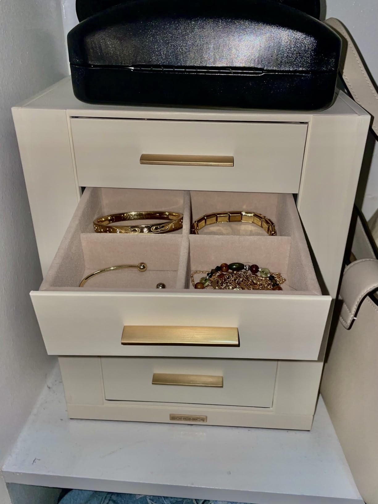 SONGMICS Jewelry Box Organizer, 360° Rotating, 5 Drawers, Cloud White customer photo 2