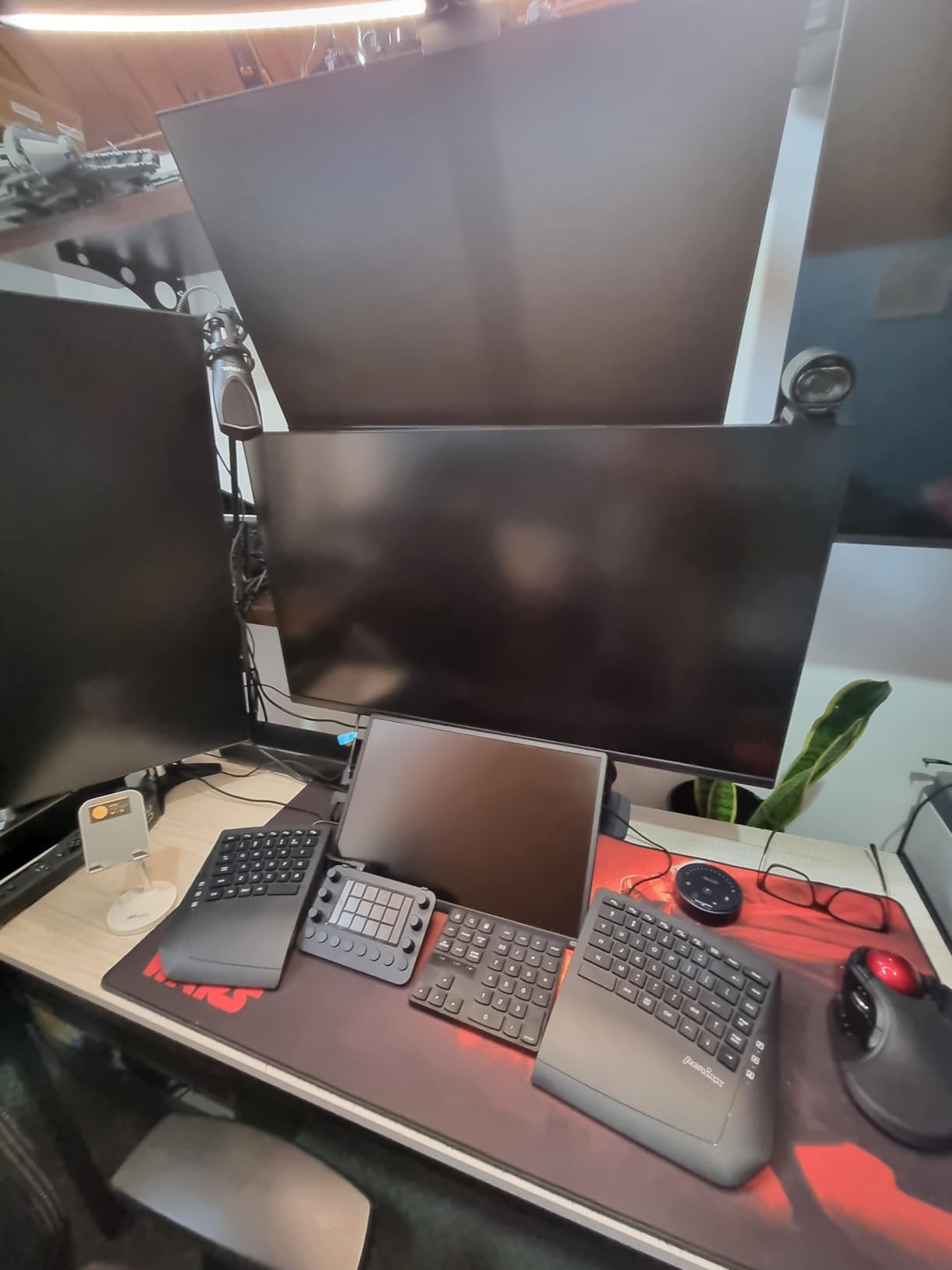 Perixx PERIBOARD-524B US, [Firmware Updated] Wired Ergonomic Split Keyboard - Up to 2 Ft Seperation - Adjustable Tilt Angle - Low Profile Membrane Keys - Black - US English customer photo 1