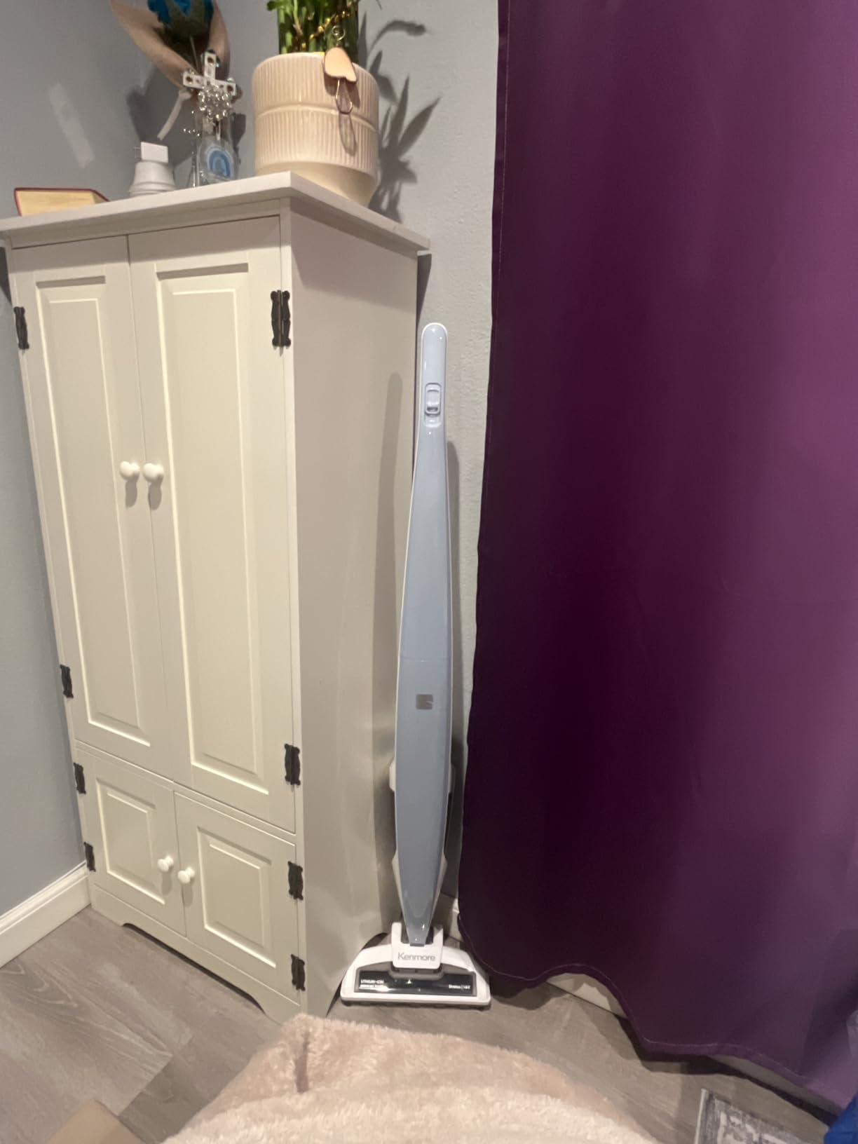 Kenmore DS1020 16V Cordless Stick Vacuum Lightweight 2-in-1 Handheld customer photo 2