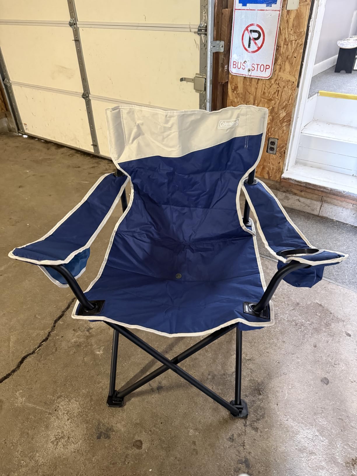 Coleman Big-N-Tall Camping Chair with Cup Holder & Side Pocket, Water-Resistant XL Outdoor Seat Supports up to 600 lbs, Great for Camping, Tailgating, Firepits, Patio, & More customer photo 2