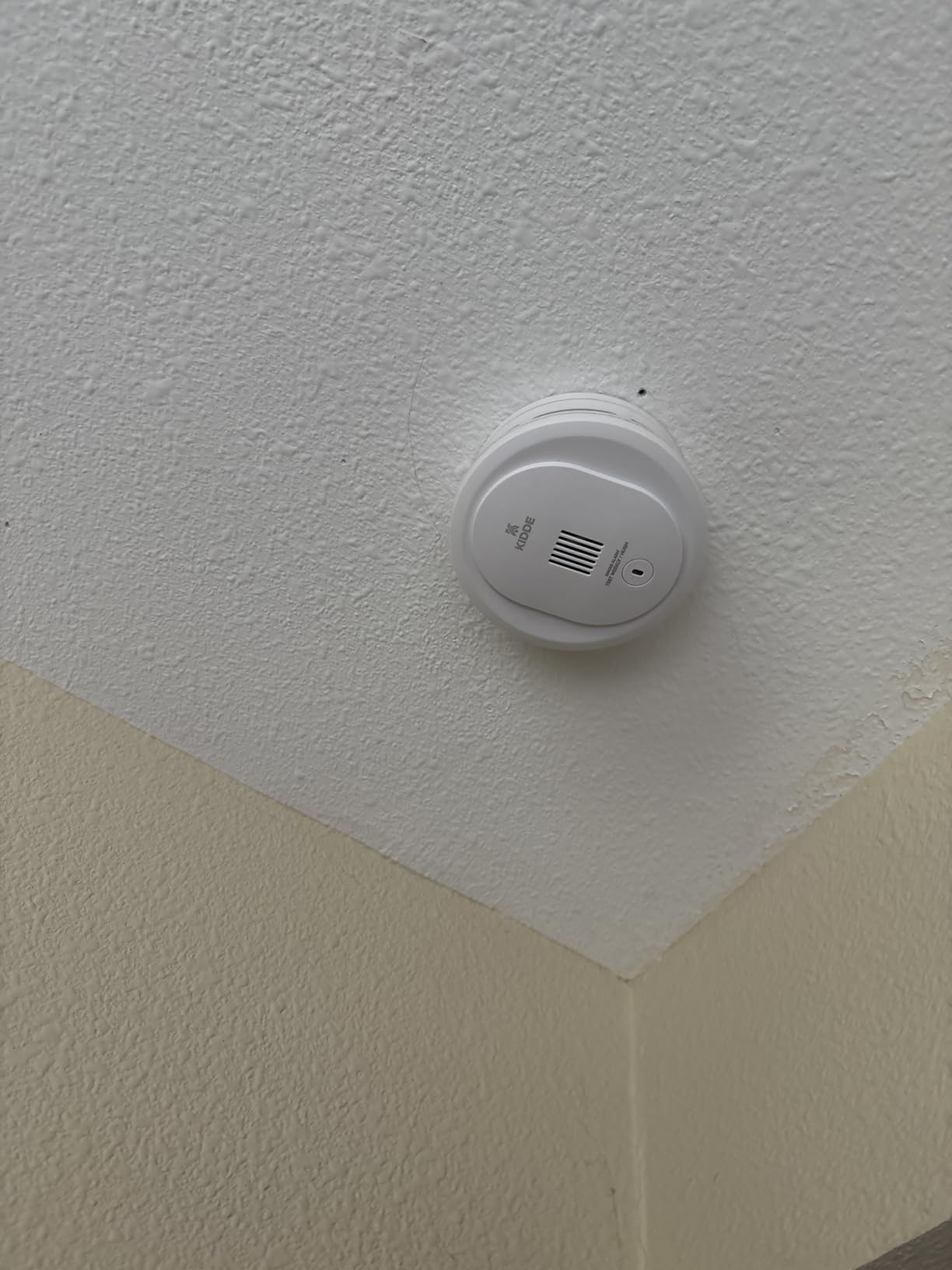 Kidde Compact Smoke Detector, AA Battery-Powered, 10SDR customer photo 2