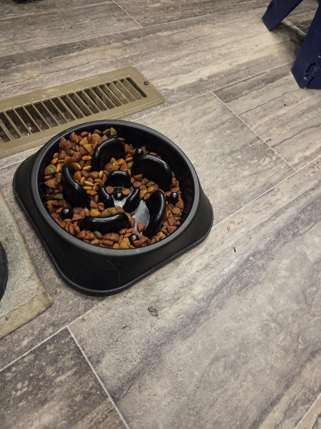 YINEYA Slow Feeder Dog Bowl for Medium Dogs, 2-Cup Puzzle Feeder Bowl customer photo 1