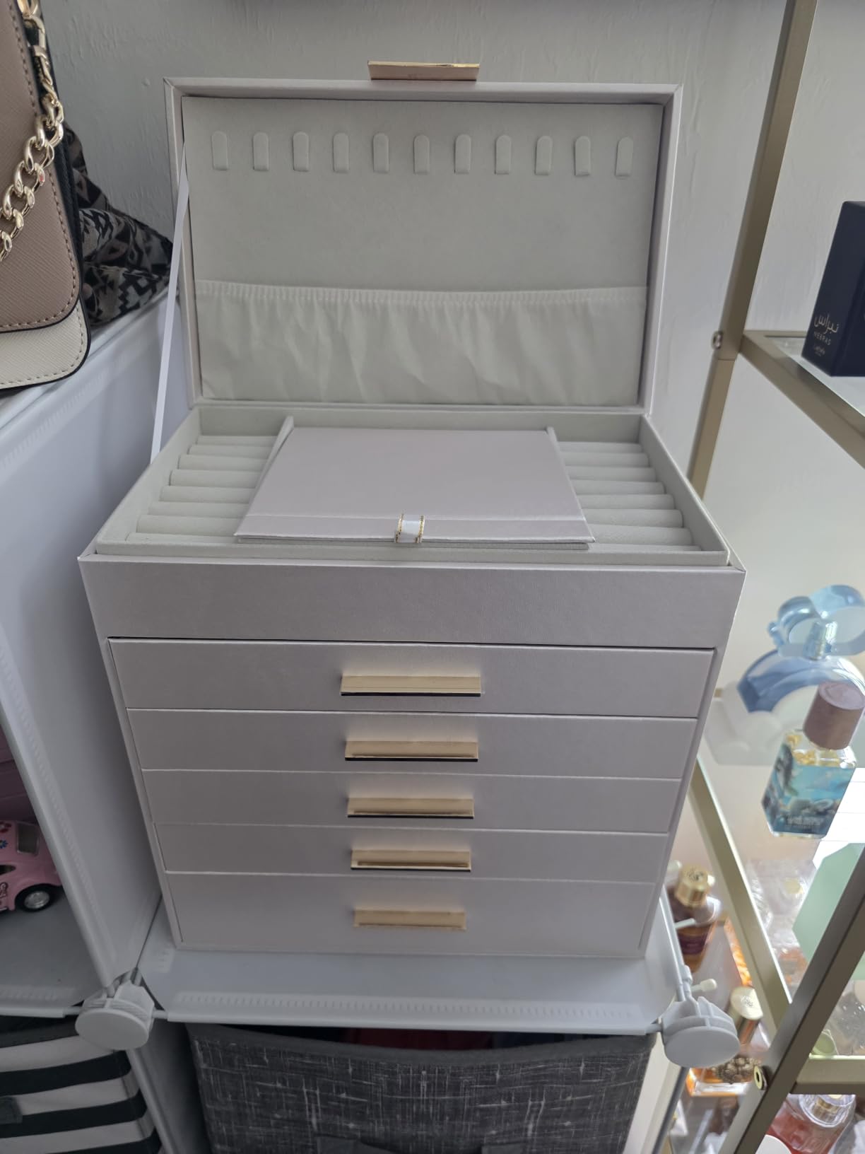 BOOVO Jewelry Boxes for Women, White and Black 6 Layer Large Jewelry Box for Necklace, Bracelet, Earrings, Rings Storage, Jewelry holder Organizer for Girls Gift (Champagne, 6 layer) customer photo 2