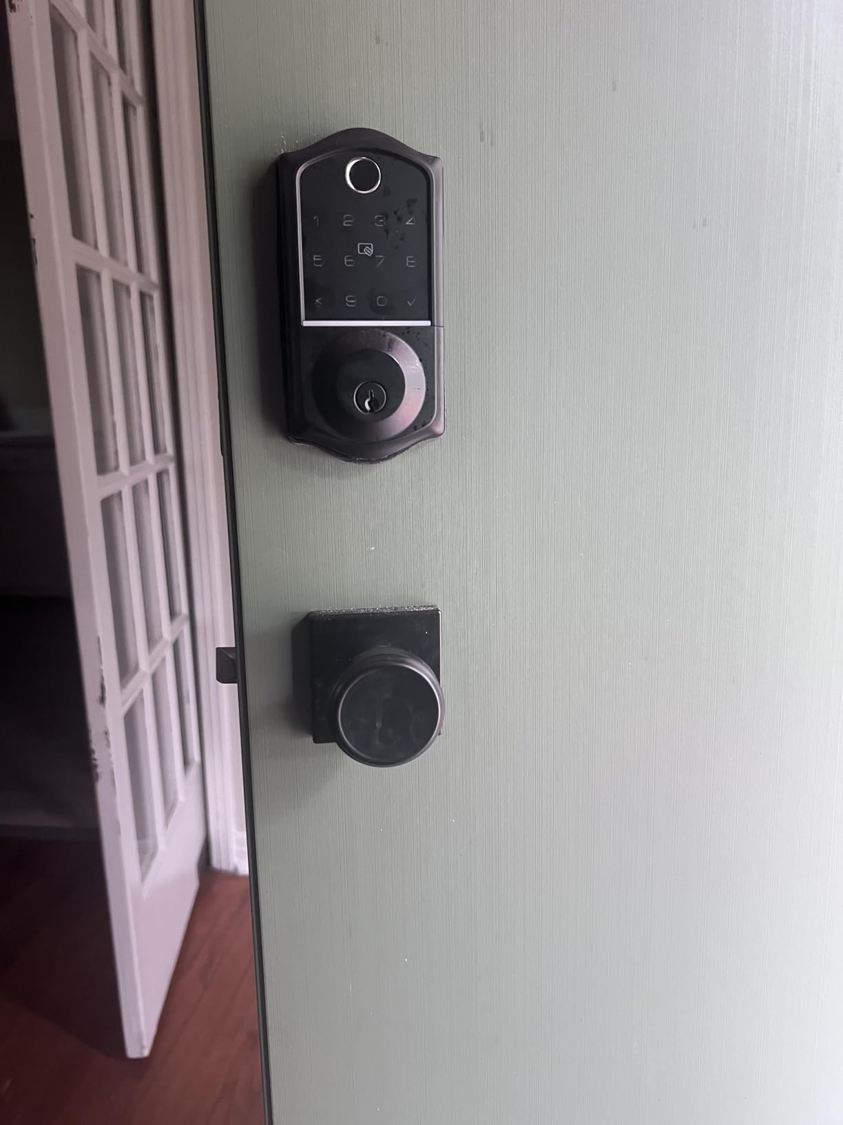 Veise VE017 Fingerprint Smart Door Lock with App Control, Matte Black customer photo 2