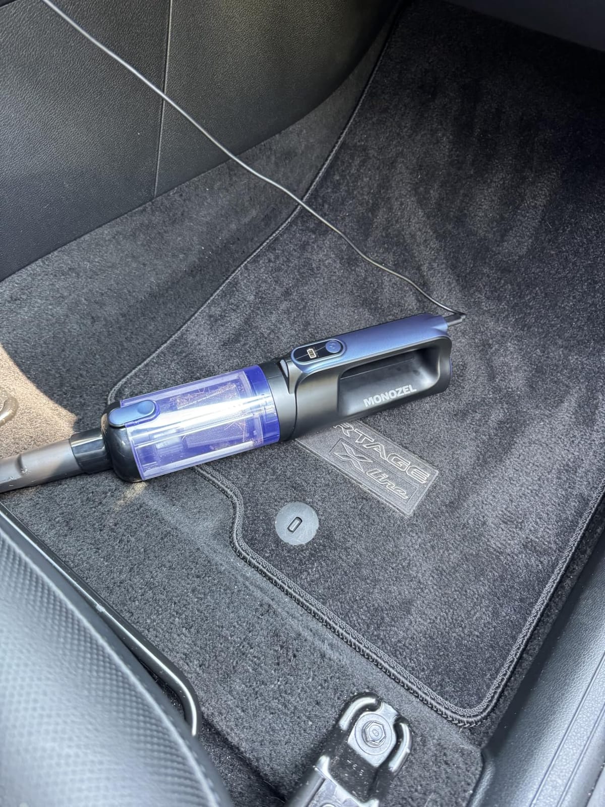 MONOZEL Car Vacuum Portable Cordless, 18000Pa 2 in 1 Vacuum Cleaner&Air Duster, 130W Brushless Motor Handheld Vacuum Cordless with 7800mAh Battery, LED Light, Multi-Nozzles for Car, Home, Office, Pet customer photo 1