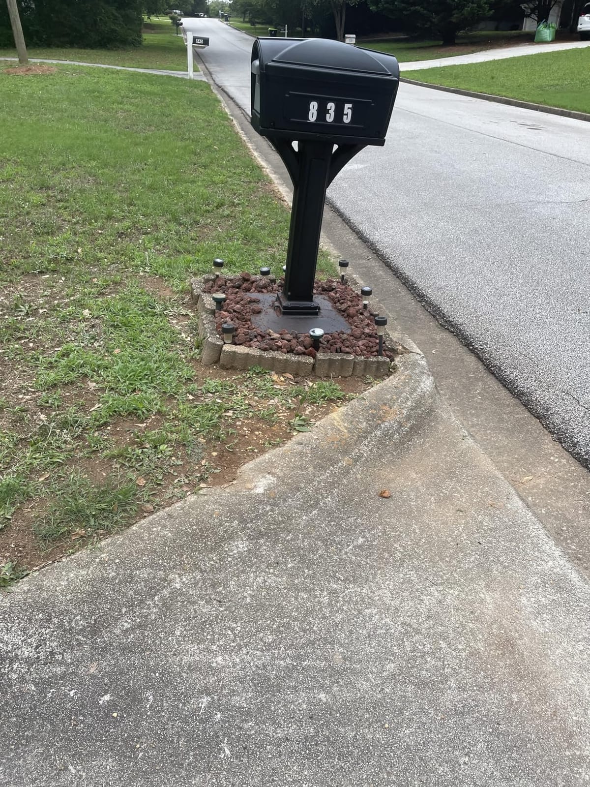 Simplay3 T4 Extra Large Capacity XL Dig-Free Mailbox with Durable Construction, Weather-Resistant Design, and Easy No-Dig Installation, Front Door Only, Black, Made in the USA customer photo 2