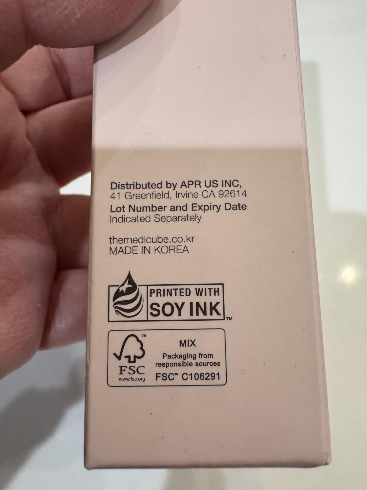 medicube Sunscreen No Cast Just Glow Collagen, SPF 50 customer photo 2