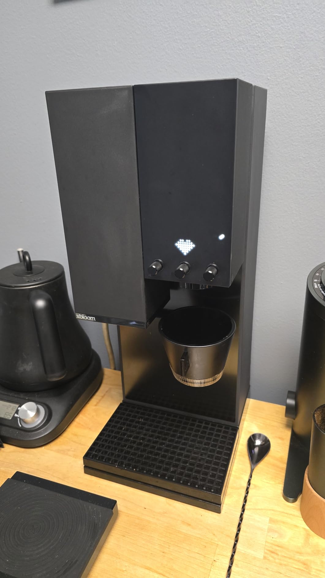 xBloom Studio Coffee Machine, Drip Coffee Maker, Grinder&Scale, AppControl customer photo 2