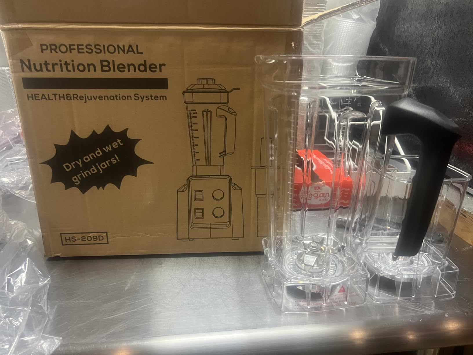 Blender, 1800W Blender with Grinder - 6-Blade Professional Smoothie Blenders for Kitchen, Crushes Ice, Self-Cleaning, 68oz & 20oz Jars Dishwasher Safe, for Baby Food, Nut Butter customer photo 1