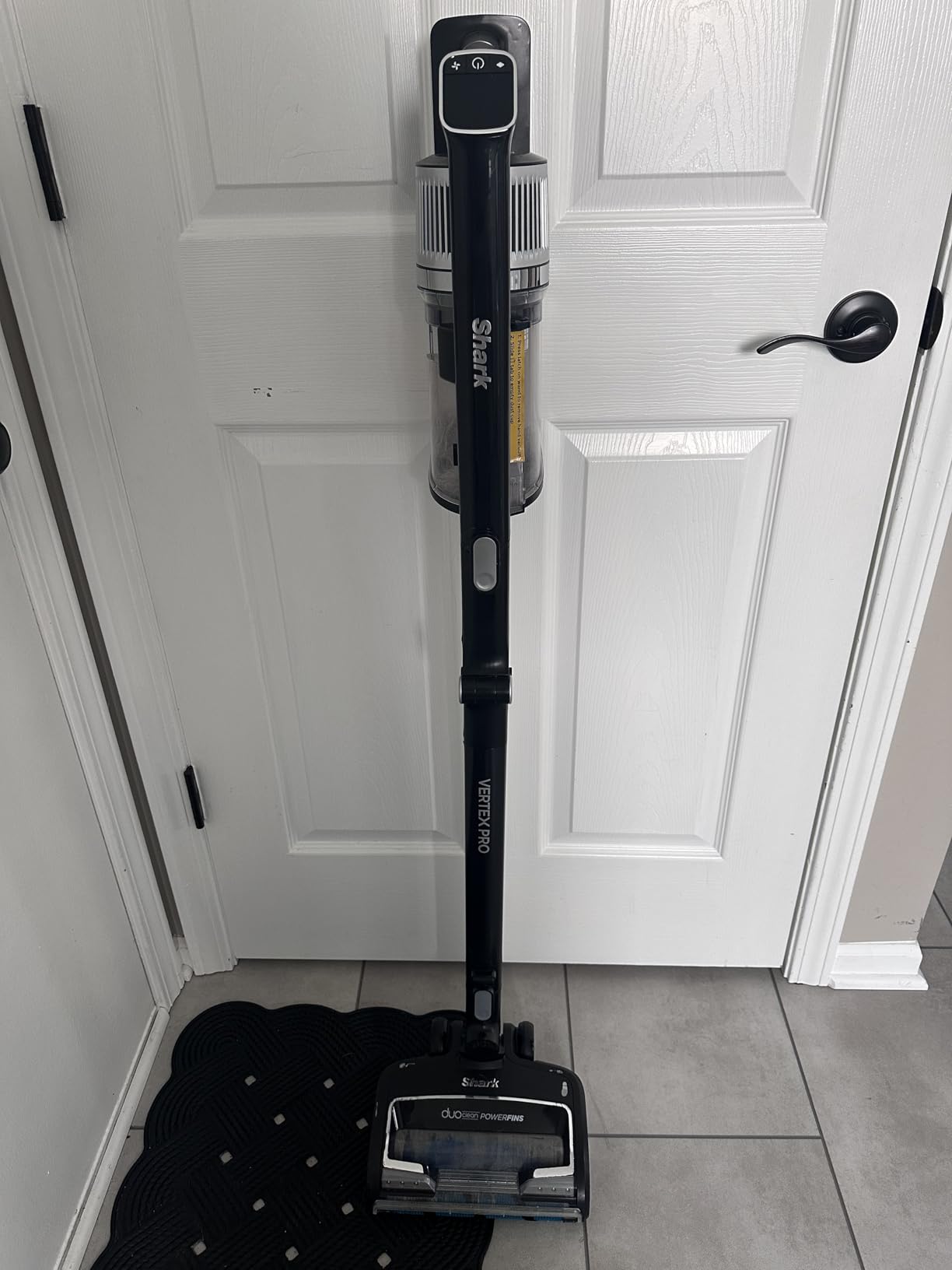 Shark Cordless Pet, Cordless Lightweight Stick Vacuum Cleaner, IY143H customer photo 1