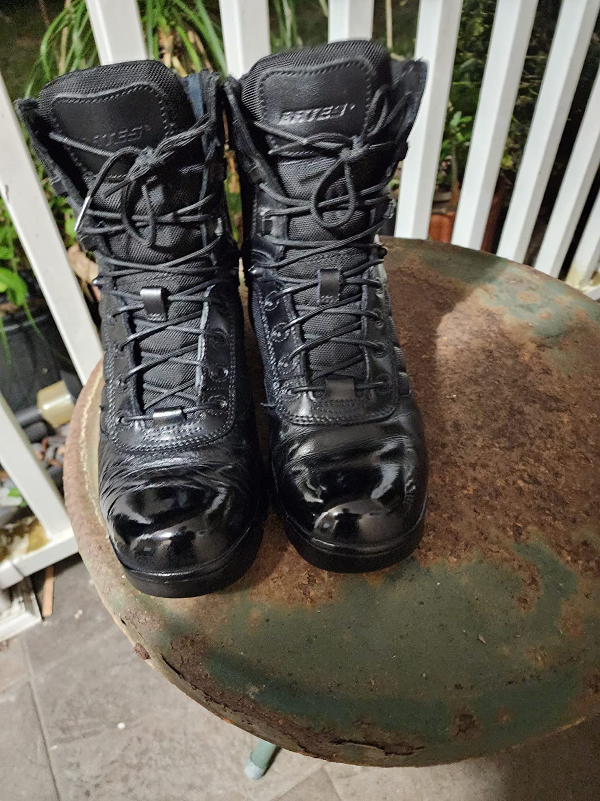 KIWI Shoe Polish, Black, 1 Metal Tin, 2.5 oz customer photo 2