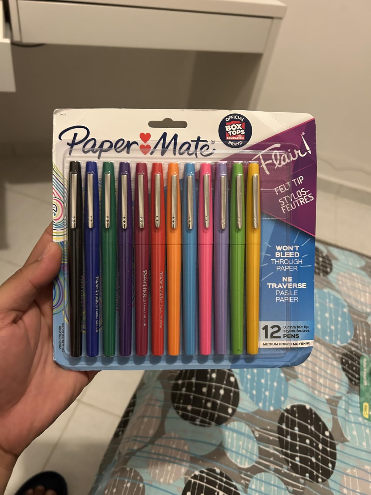 Paper Mate Flair Felt Tip Pens, Medium Point (0.7mm), 12 Count - For Arts & Crafts, Note-Taking, Journaling, School Supplies for Teachers & Students customer photo 1