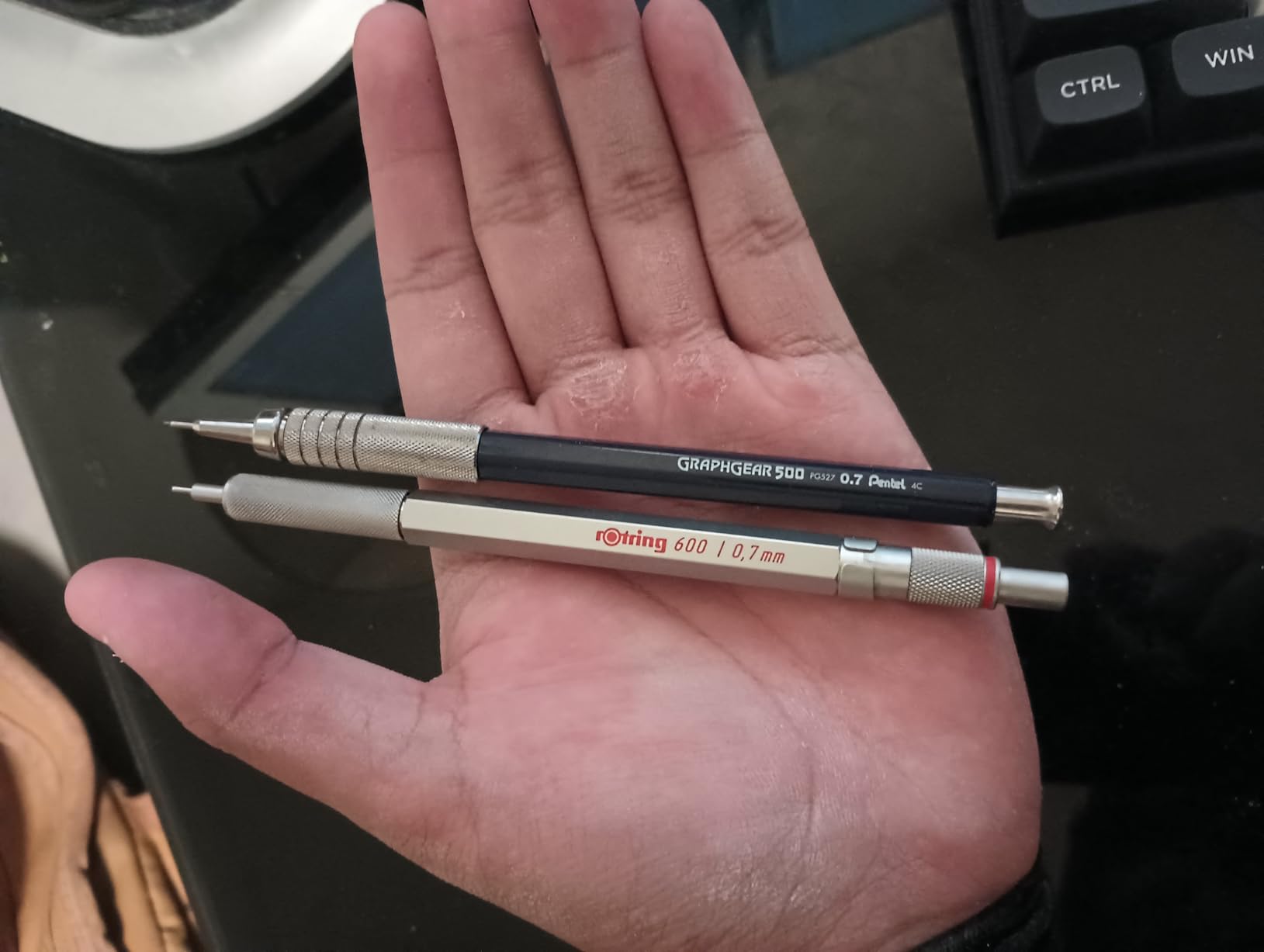 rOtring 600 Mechanical Pencil, 0.7 mm Lead, Silver Metal Barrel - For Technical Writing, Drawing, Sketching customer photo 1