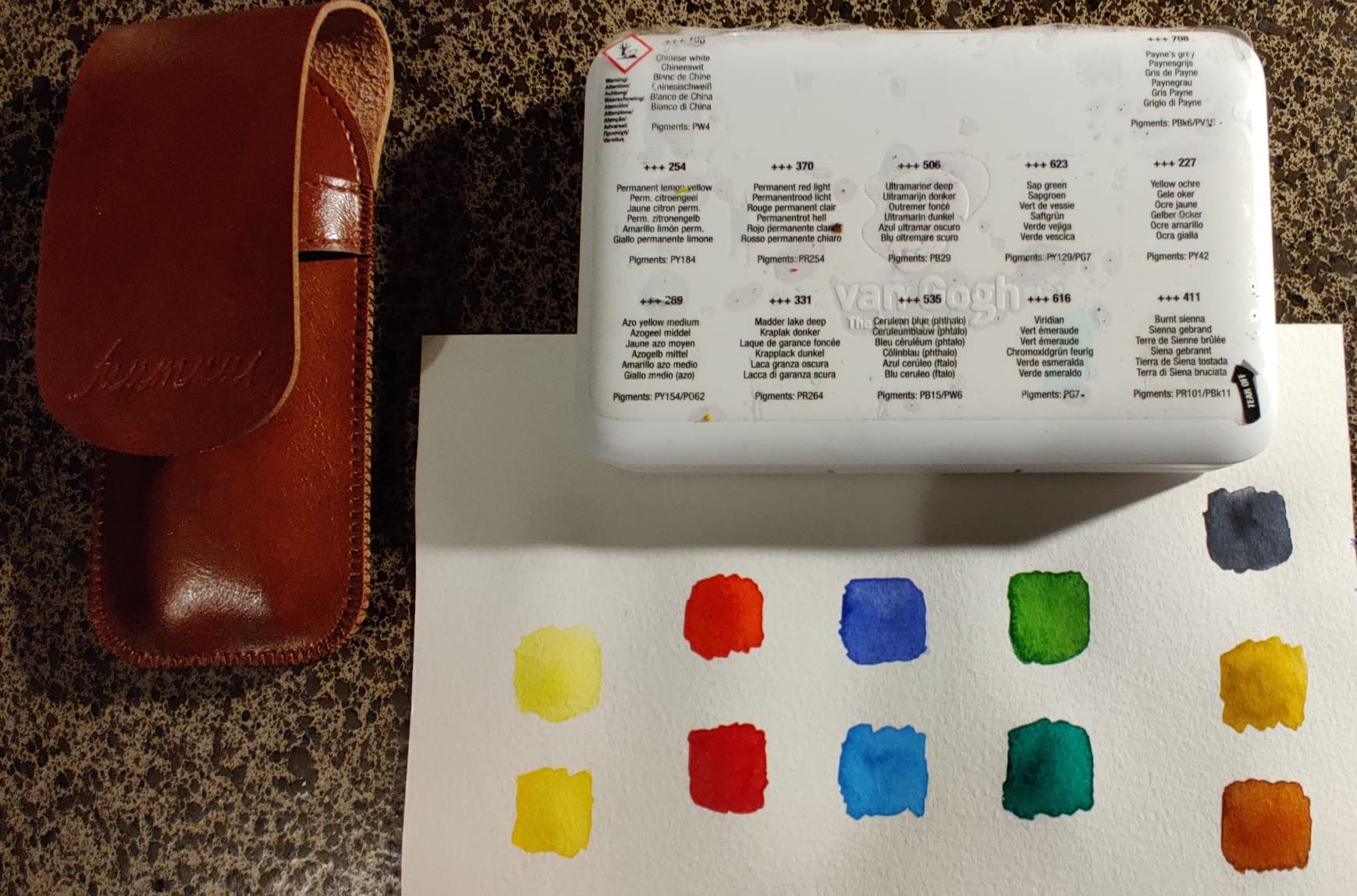 Van Gogh Watercolour Paint Set, Basic Colors, 12 Half-Pan customer photo 2