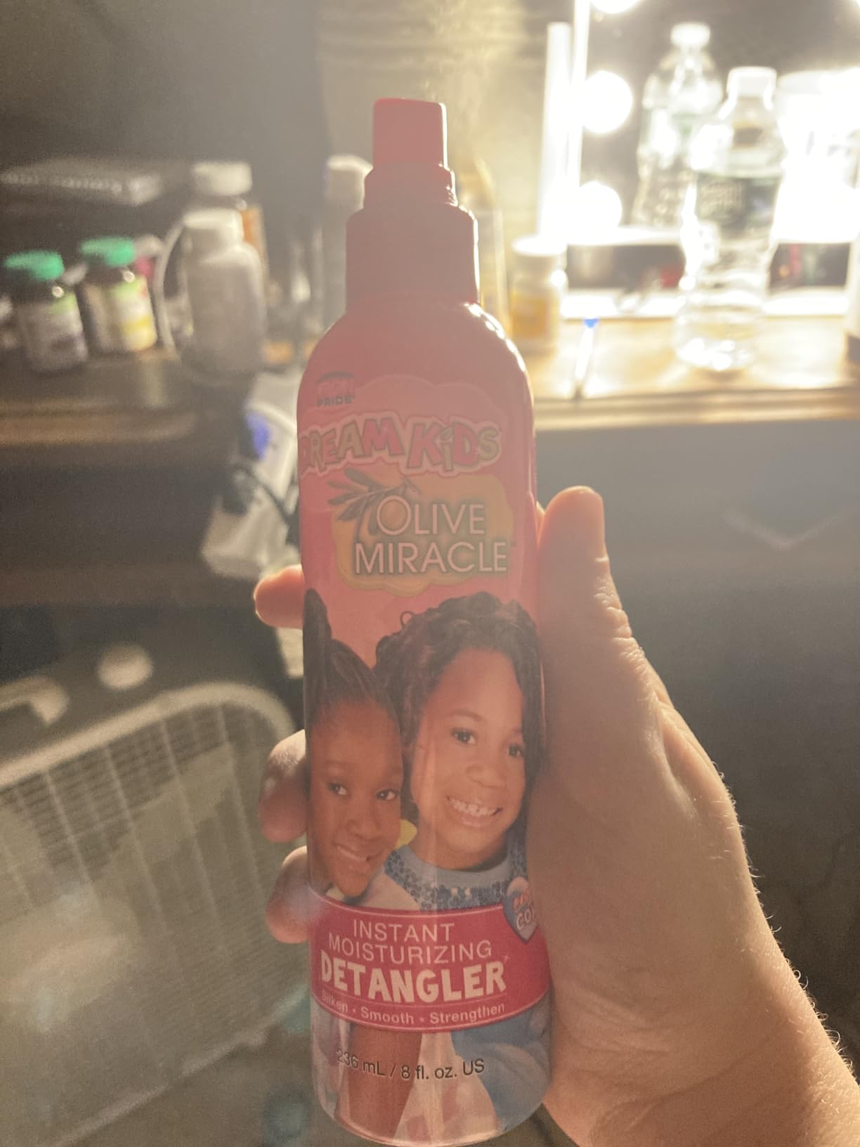 African Pride Dream Kids Olive Miracle Instant Moisture Detangler, Restores Natural Coils & Curls, Adds Moisture & Controls Frizz, 8 Oz customer photo 1