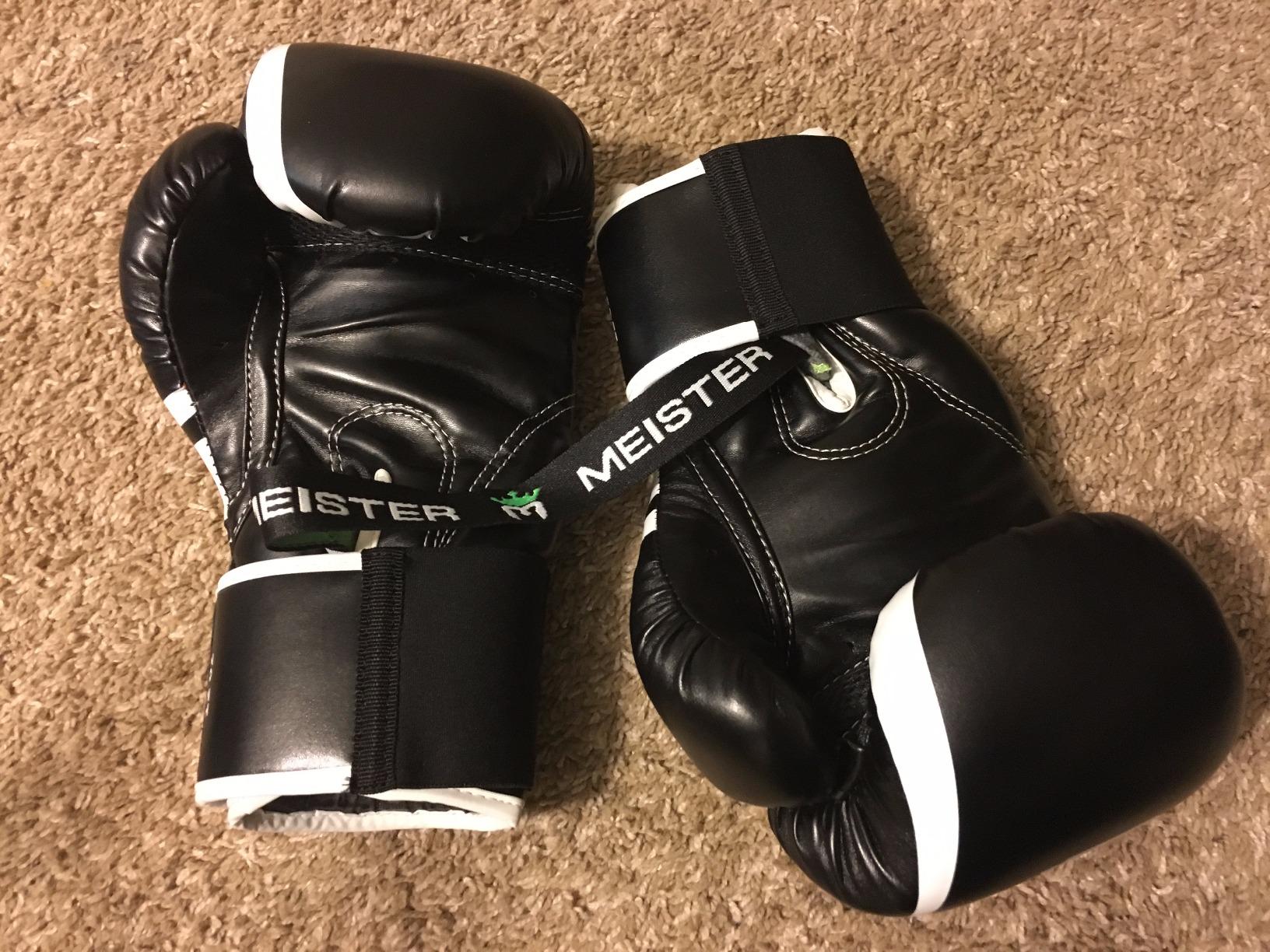 Meister Glove & Shoe Deodorizers - Absorbs Stink & Leaves Fresh - Cedar customer photo 2