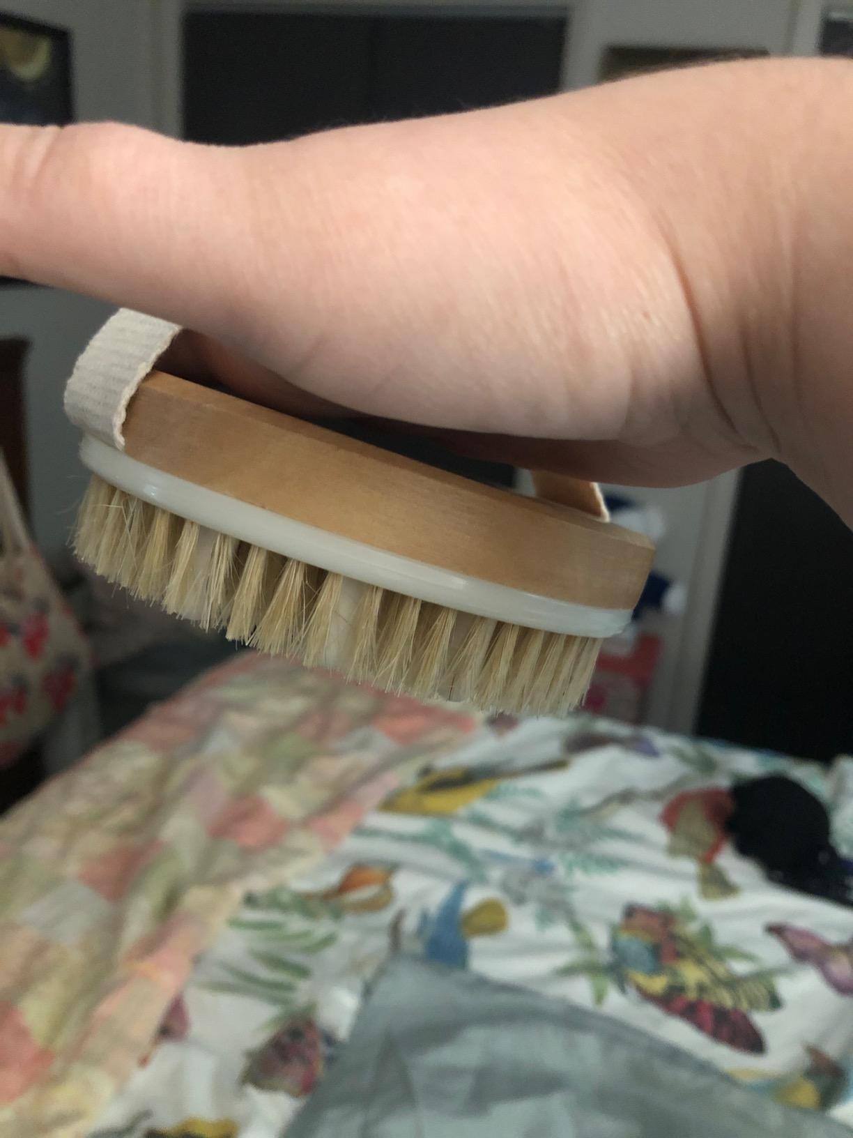 Dry Brushing Body Brush - Best for Exfoliating Dry Skin, Lymphatic Drainage and Cellulite Treatment - Organic Spa Exfoliation and Massage Scrub Brush with Natural Boar Bristles customer photo 1