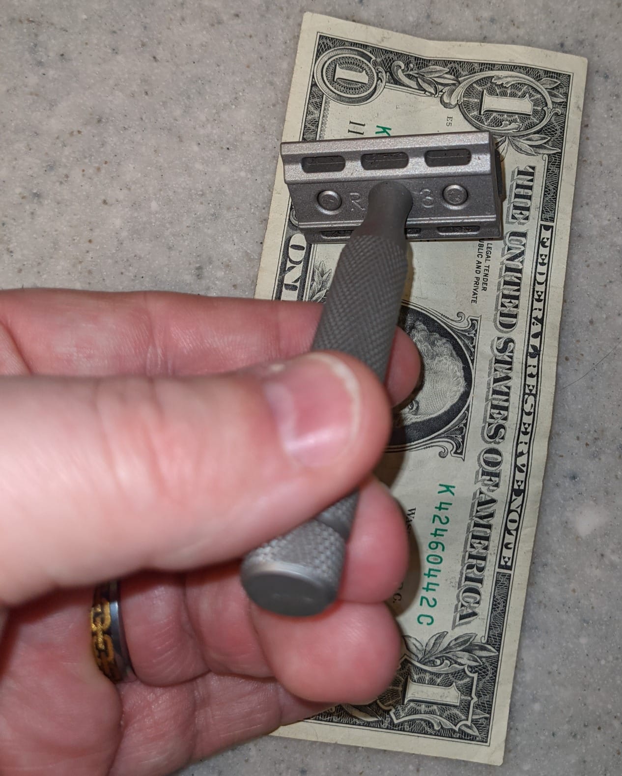 Rockwell Razors 6S Matte Stainless Steel Safety Razor. Adjustable Single Blade Razor With 6 Shave Settings and 5 Recyclable Blades. Custom Shaves For Men and Women. Reduces Razor Burn and Irritation. customer photo 2