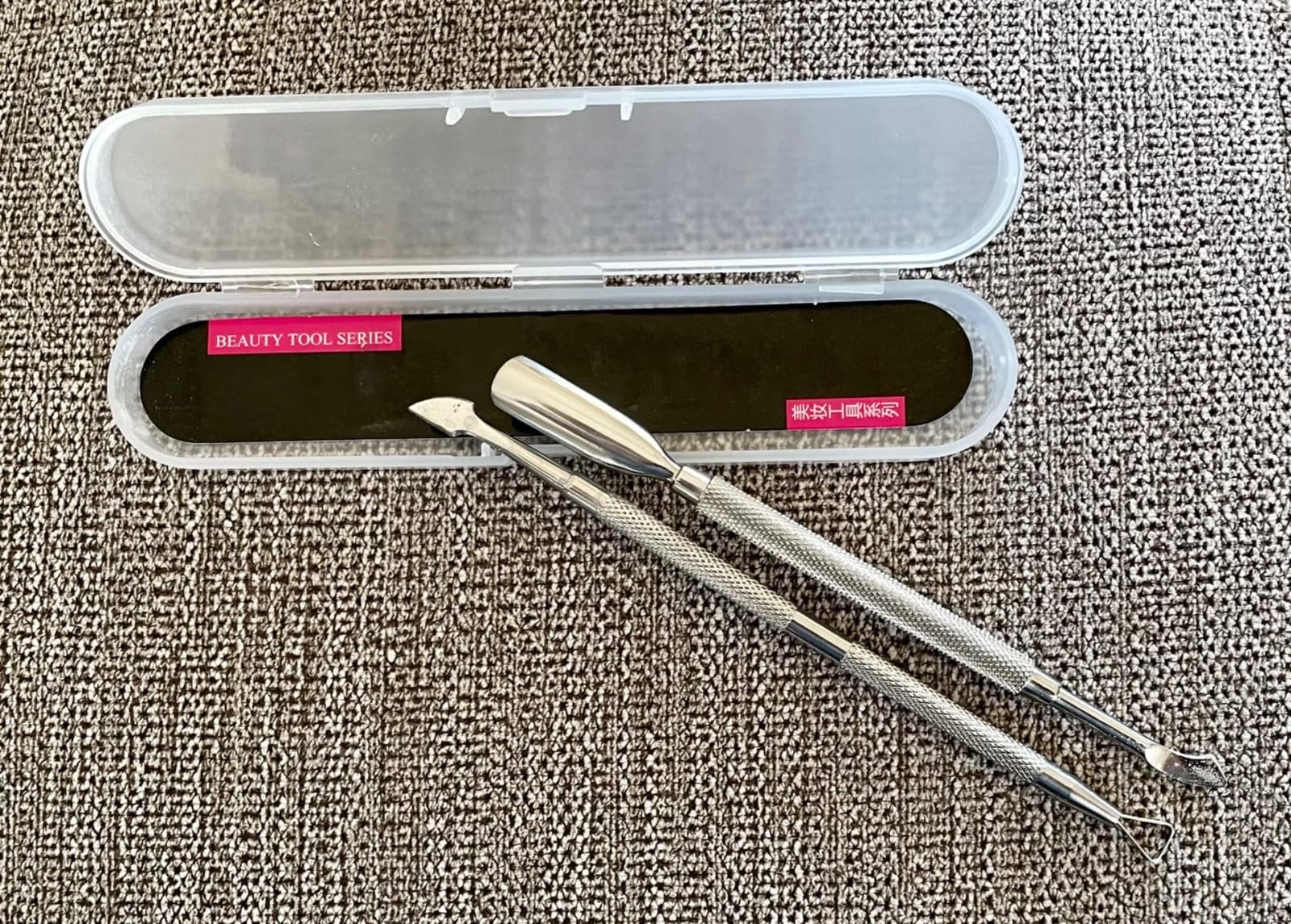 2PCS Metal Silver Cuticle Pusher Tool and Scraper Nail Pusher customer photo 1