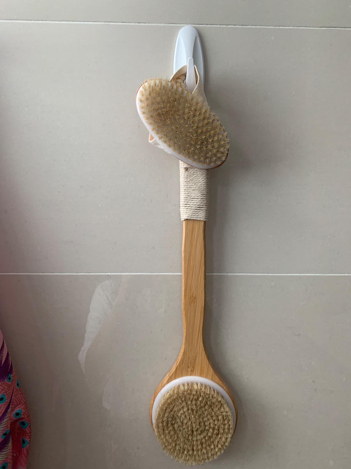 TEMEAYE Dry Brushing Body Brush Natural Boar Bristle & Wood Handle 2Pcs-Set customer photo 1