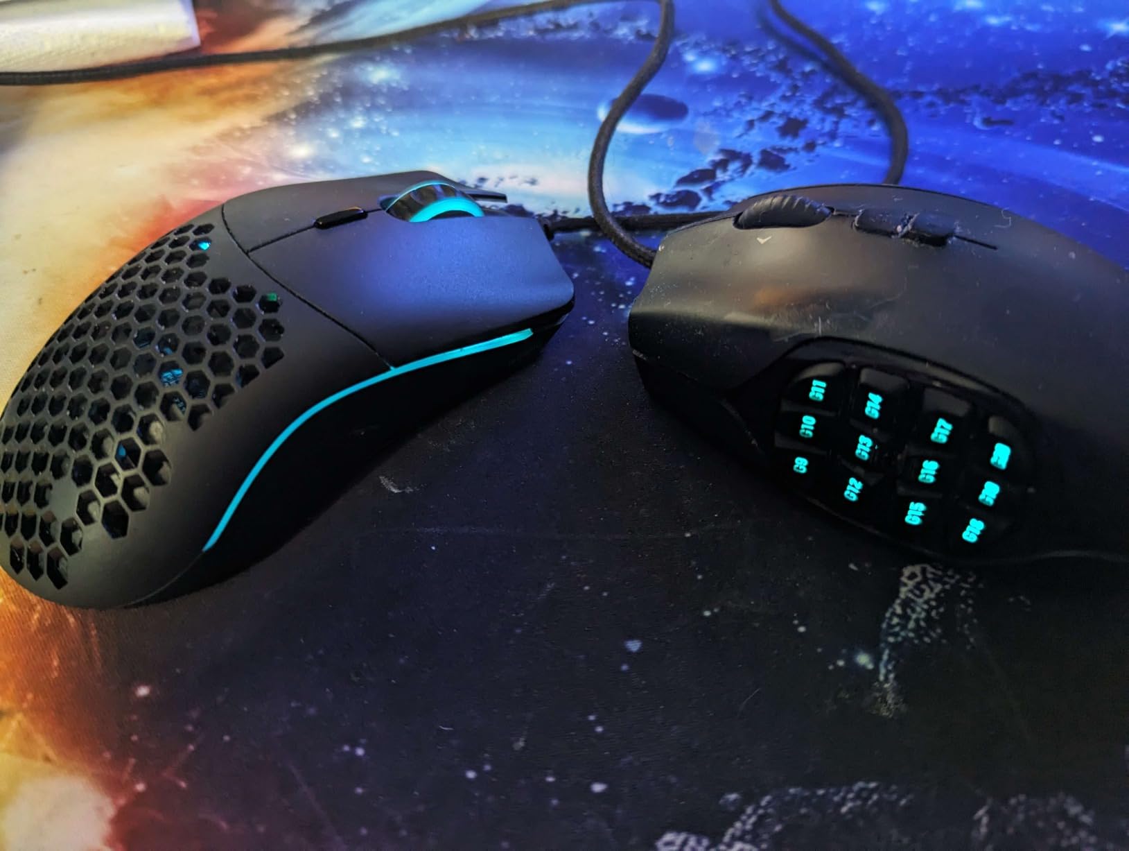 Glorious Model O- (Minus) Compact Wired Gaming Mouse - 58g Superlight Honeycomb Design, RGB, Pixart 3360 Sensor, Ambidextrous, Omron Switches - Matte Black customer photo 1