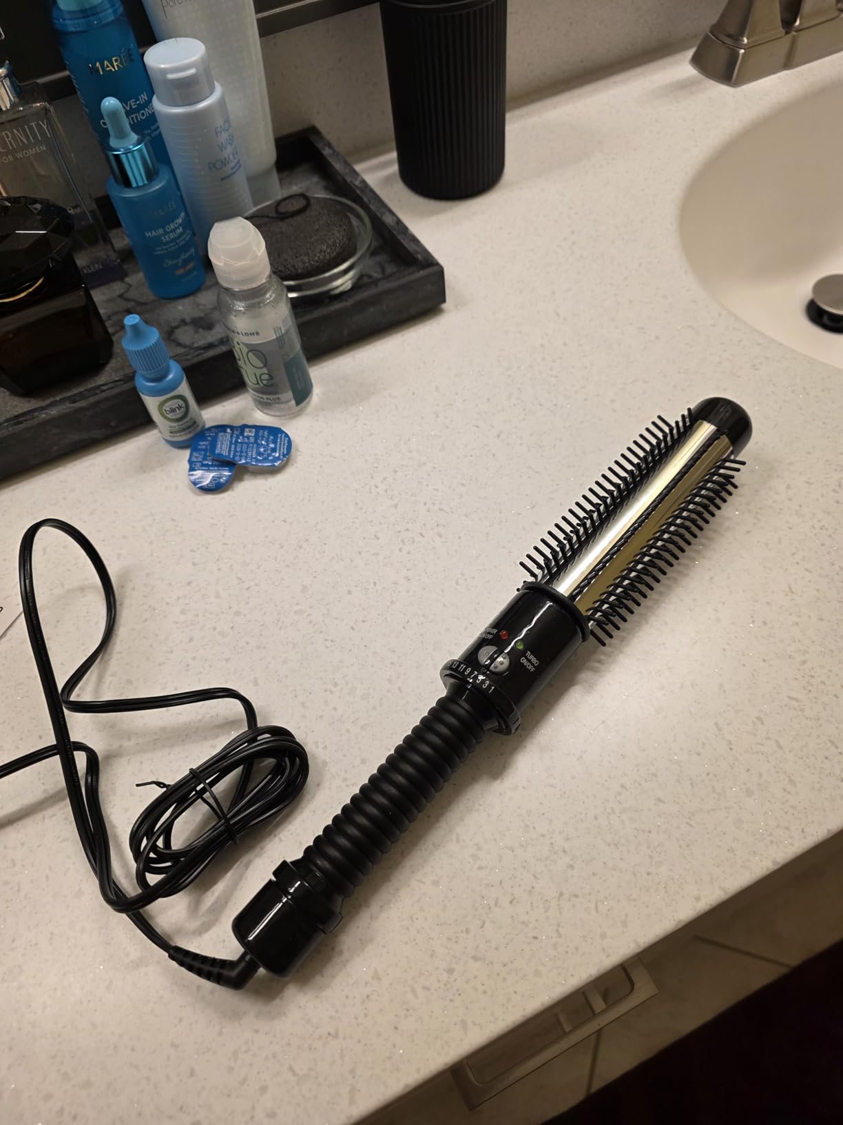 Conair Curling Iron Brush for Short Hair, Nylon Bristles, ¾-in Barrel customer photo 1