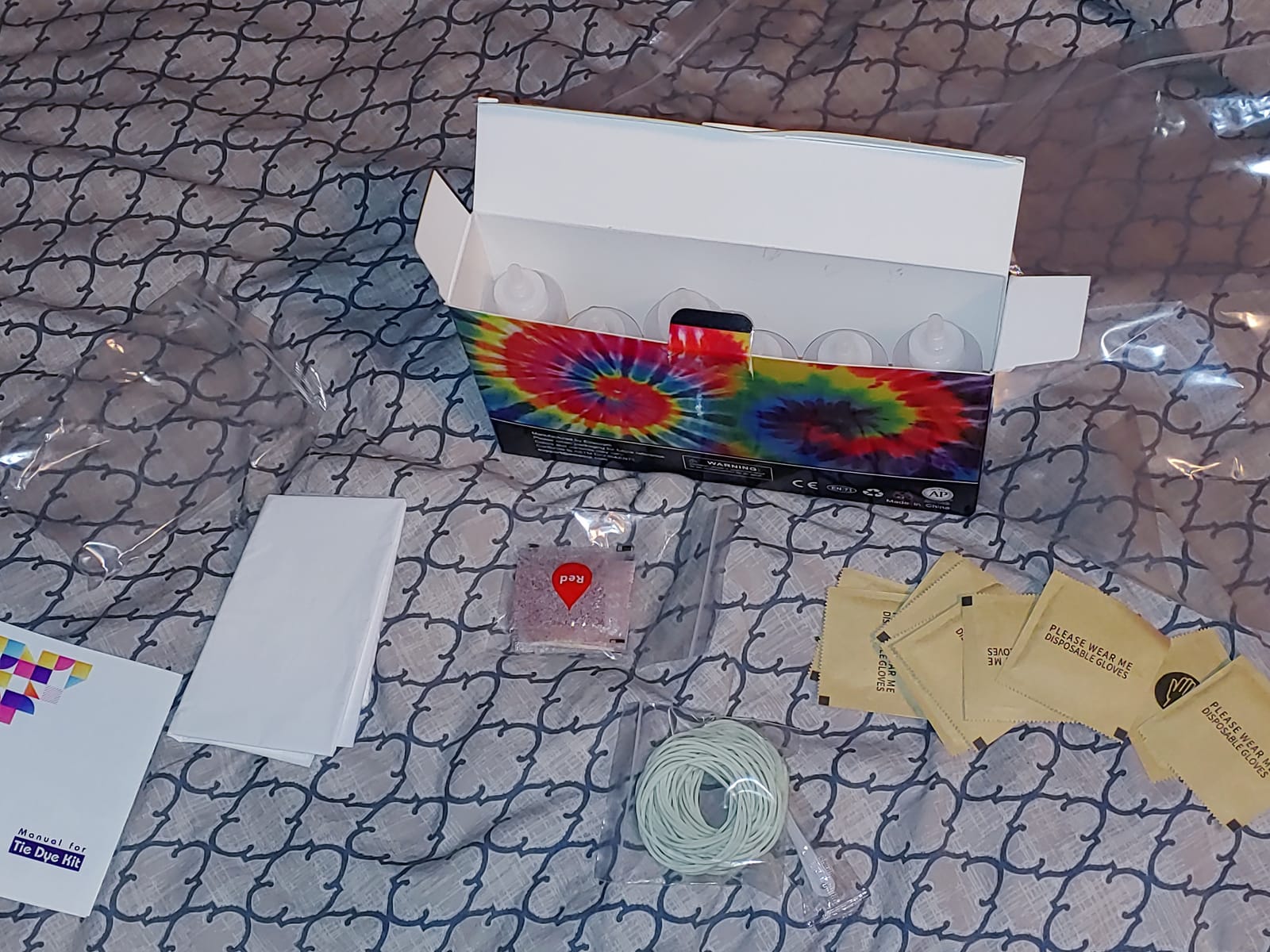 Emooqi DIY Tie Dye Kits, 32 Colours All-in-1 Tie Dye Set customer photo 2
