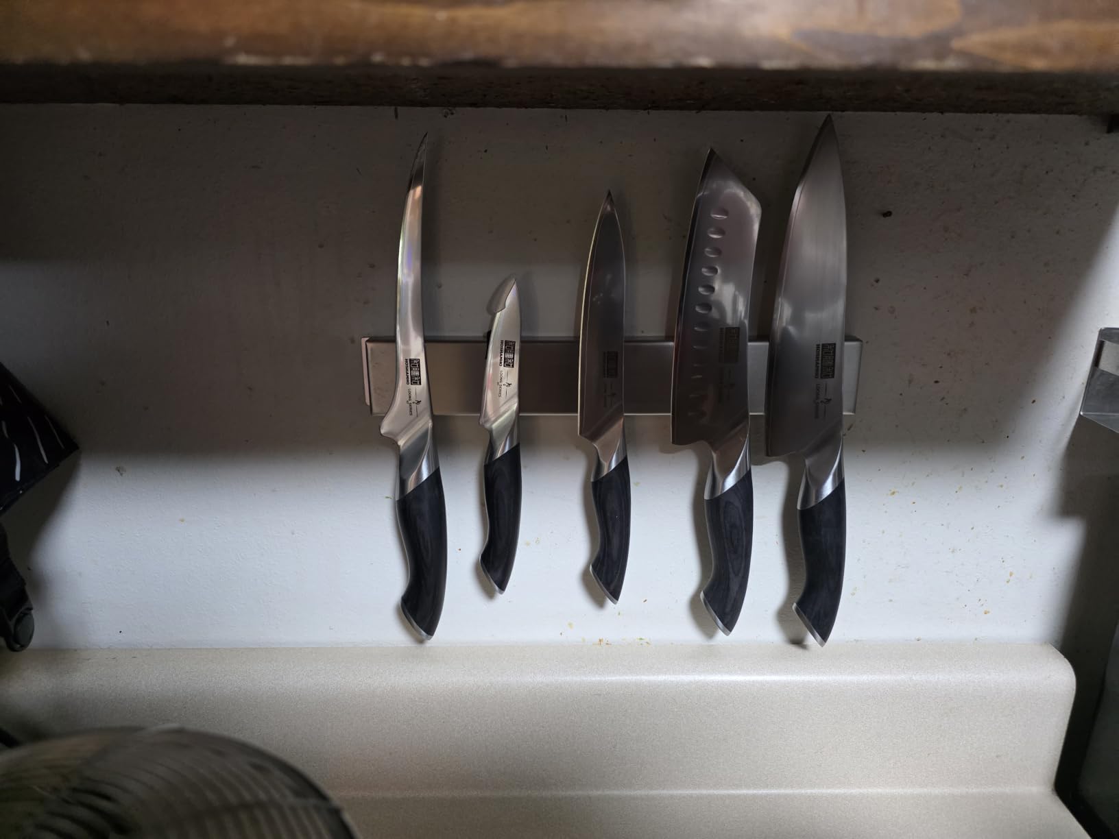 GORILLA GRIP 304 Stainless Steel Magnetic Knife Holder Strip, 16 Inch customer photo 2