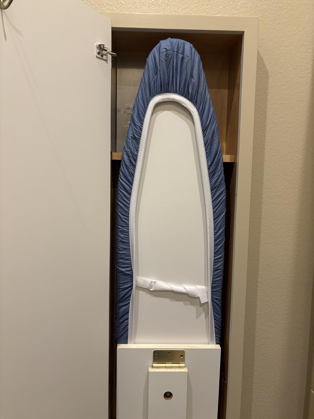 VividPaw Ironing Board Cover and Pad, Standard Size 15x54, Thick Padding customer photo 1