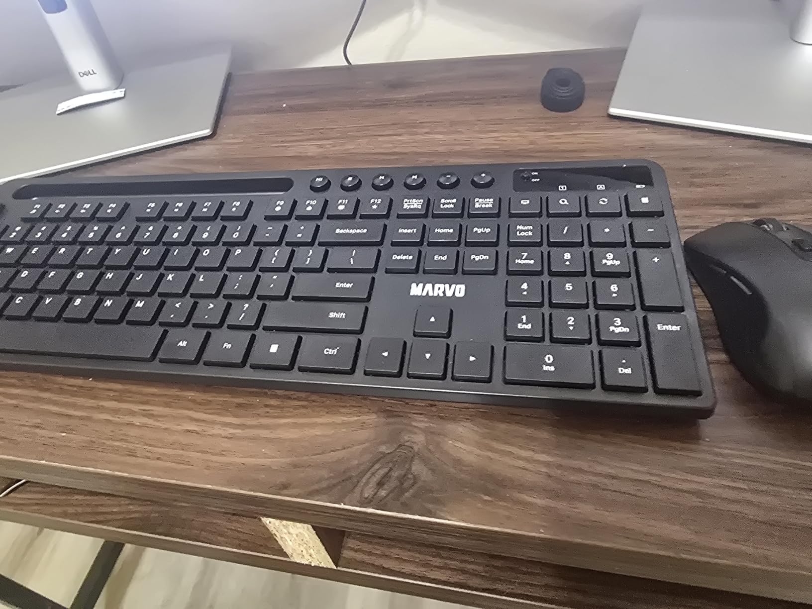 MARVO Wirelss Keyboard and Mouse Combo with Phone Holder, Full-Size, Black customer photo 1
