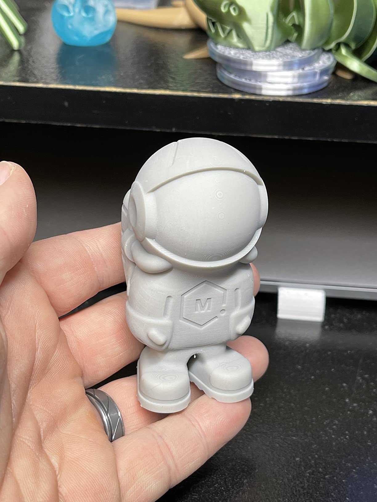 SUNLU 3D Printer Resin, 1kg Fast Curing Standard 3D Resin for LCD DLP SLA Printers, 395-405nm UV Light Curing Photopolymer Resin, Low Shrinkage, High Precision, 1000g, Grey customer photo 1