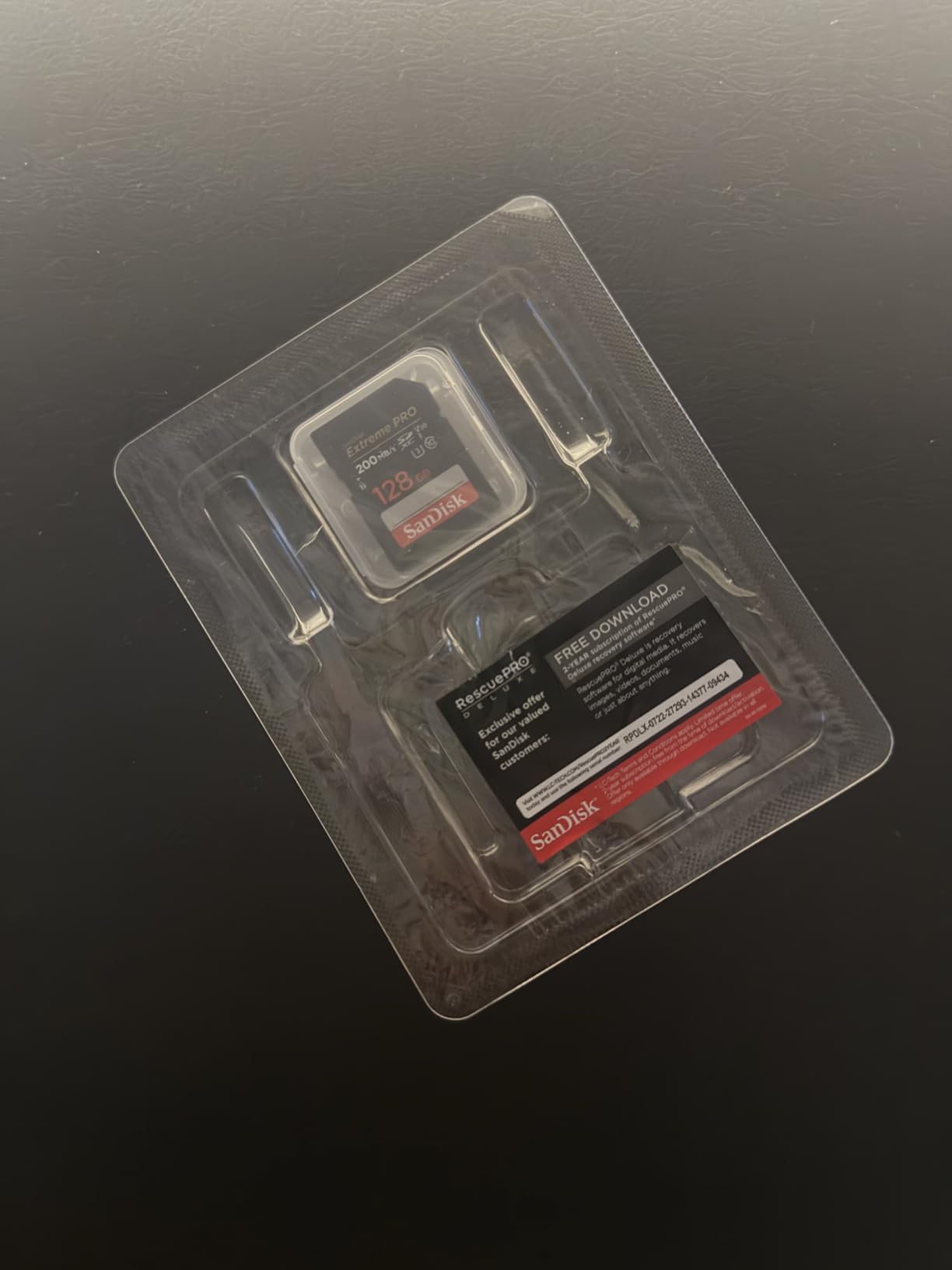 SANDISK 512GB Extreme PRO SD Memory Card, Up to 200MB/s Read Speeds, UHS-I customer photo 1