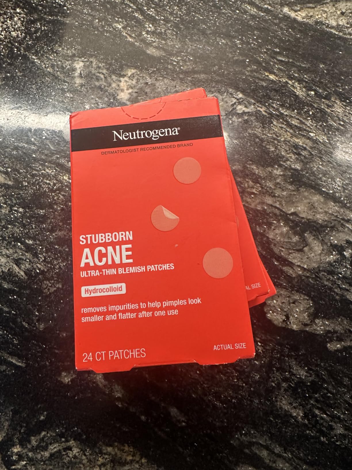 Neutrogena Stubborn Acne Patches, Ultra-Thin Pimple Patches, 24 Ct customer photo 2
