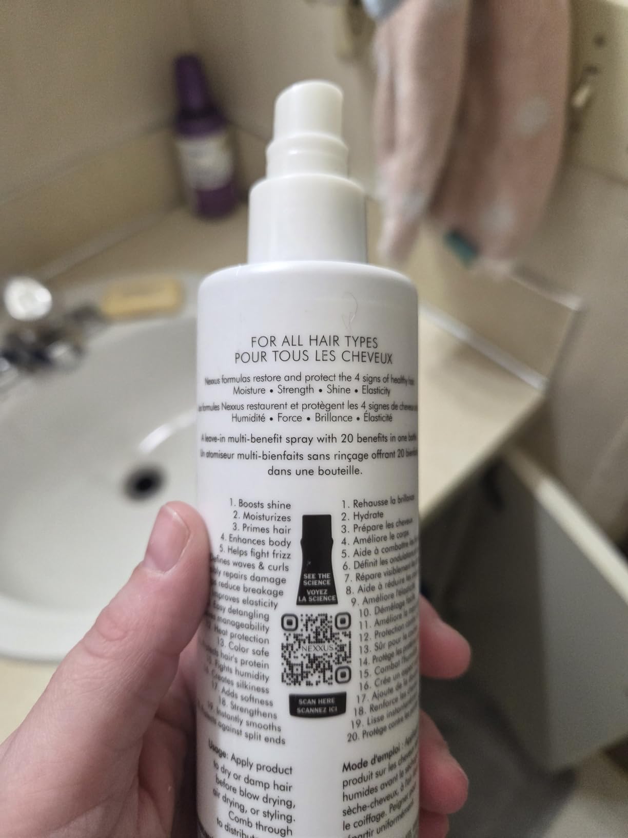 Nexxus Humectress Moisture 20-in-1 Leave In Conditioner Spray, 9 oz customer photo 2