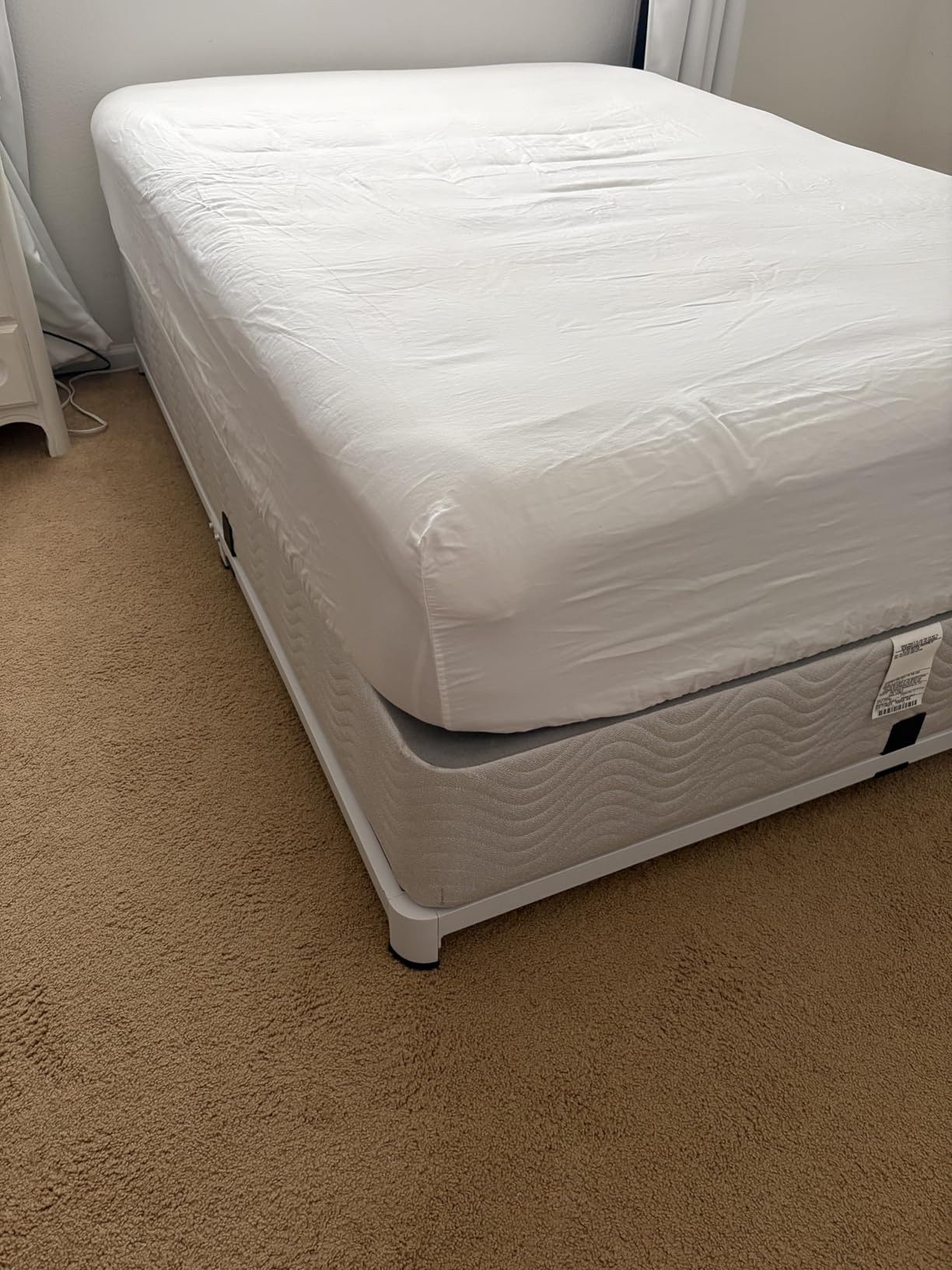MAF 14 Inch Queen Metal Platform Bed Frame with Round Corner Legs customer photo 2