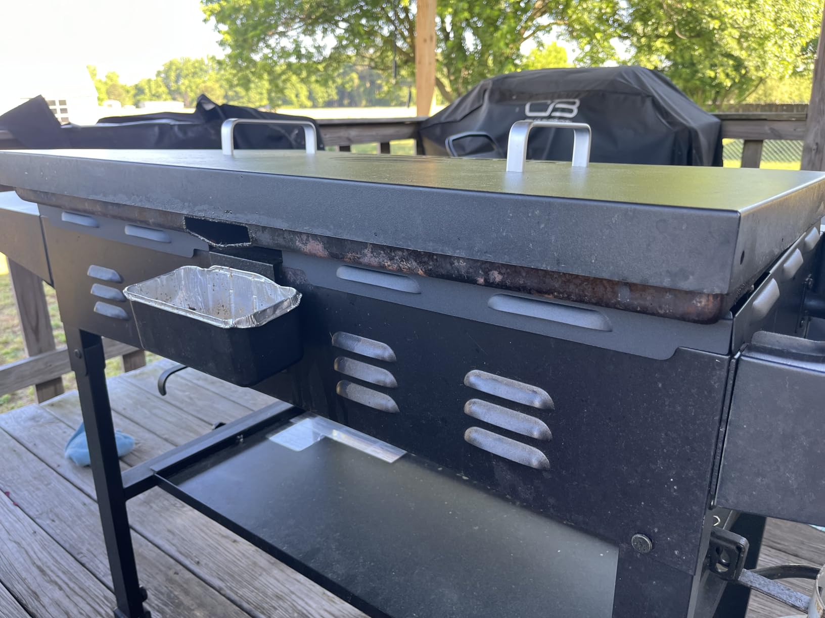 Wind Guards for Blackstone 22 Inch Griddle, Grill Accessories for Griddle Grill and Camping, MeWeBlue 5018 Magnetic Stainless Steel Wind Screens Protect Flame Hold Heat, Compatible with Hood, Black customer photo 2
