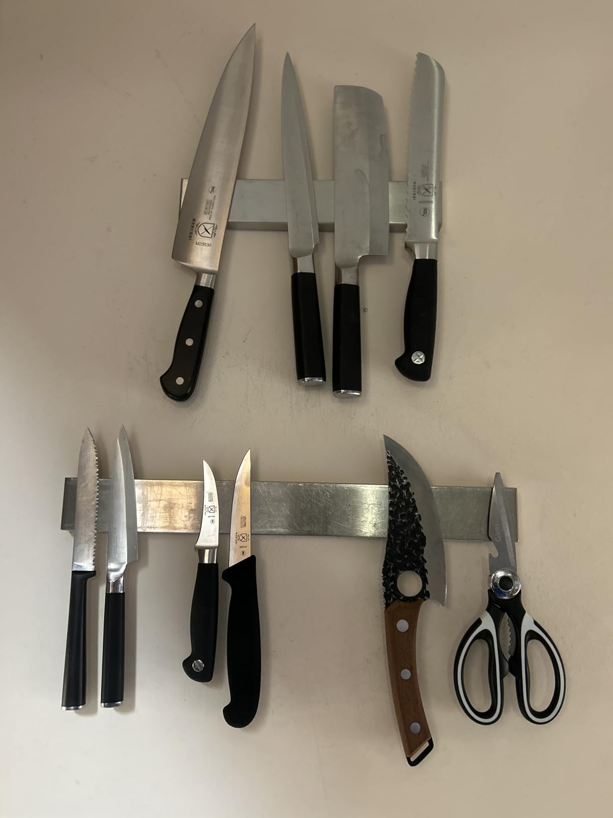 Magnetic Knife Holder for Wall 16 Inch Knife Magnetic Strip Refrigerator Knife Magnet Bar Wall Mount Knife Rack for RV Kitchen Utensil Holder Metal Tool Holder Knife Block for Kitchen Organization customer photo 2
