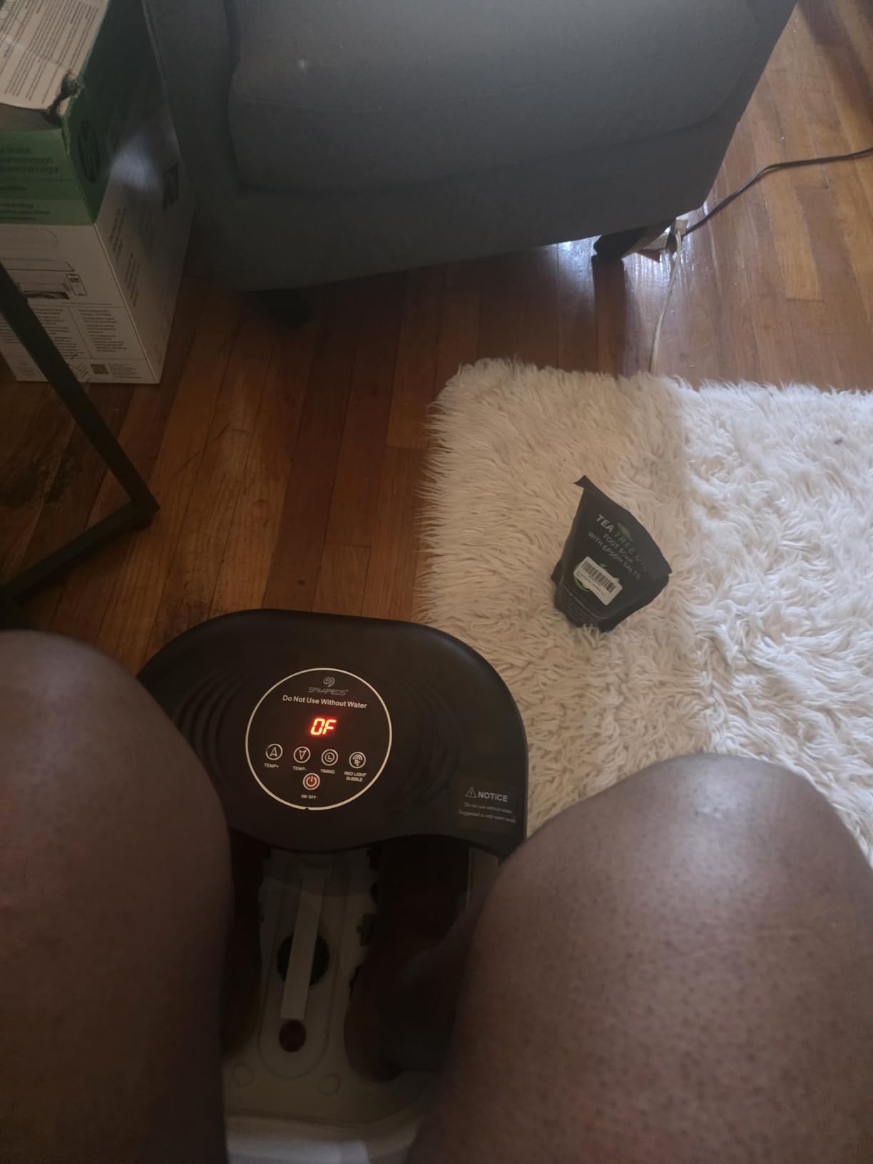SPA4PIEDS Collapsible Heated Foot Spa Bath with Bubble, Foot Soaking Tub Featuring 8 Shiatsu Rollers, Pumice Stone and Built-in Timer for Mom, Dad and Foot Relaxation (Black) customer photo 2