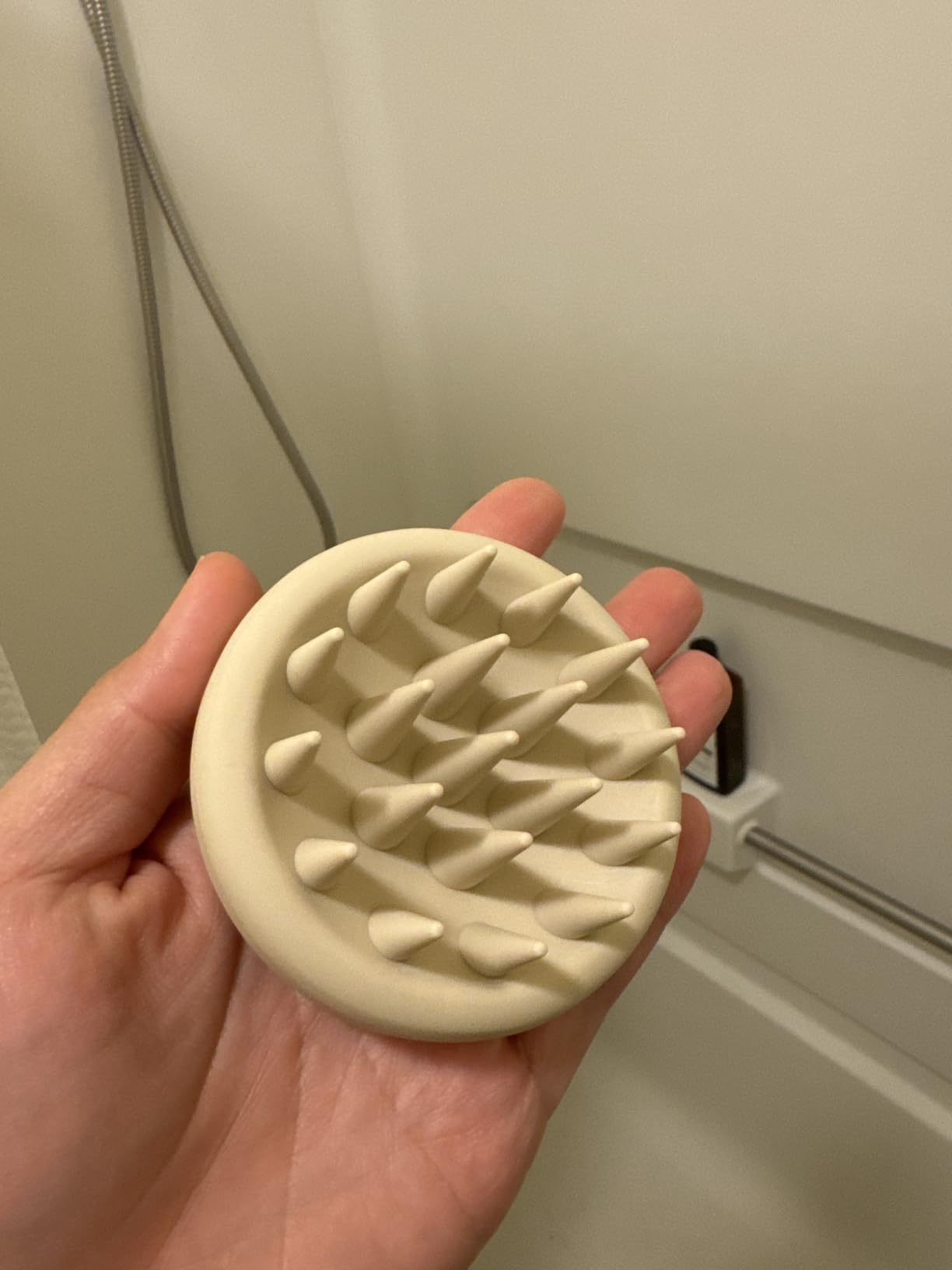 AIMIKE Scalp Massager Shampoo Brush, Soft Silicone Scalp Scrubber customer photo 2