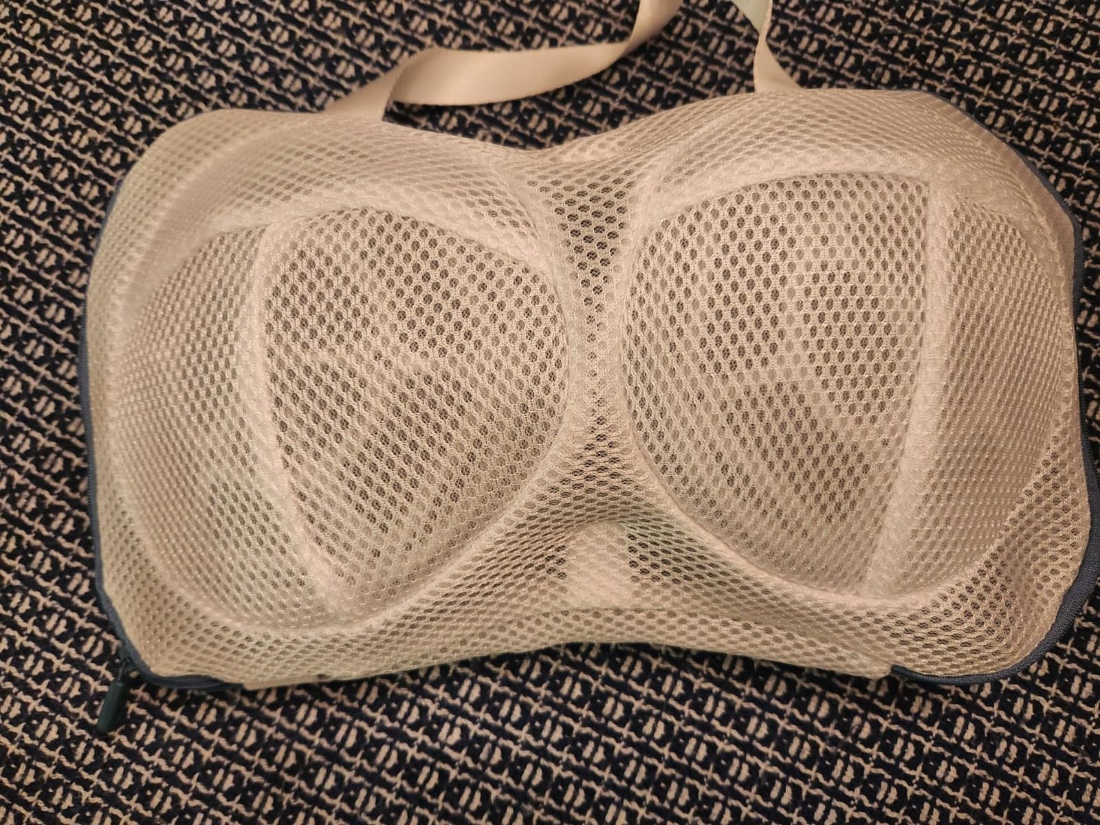 3Pcs Bra Wash Bags for Laundry Lingerie Underwear Brassiere Bag Set for Washing Machine With Zipper Women Delicates Blue (A to C Cups) customer photo 2