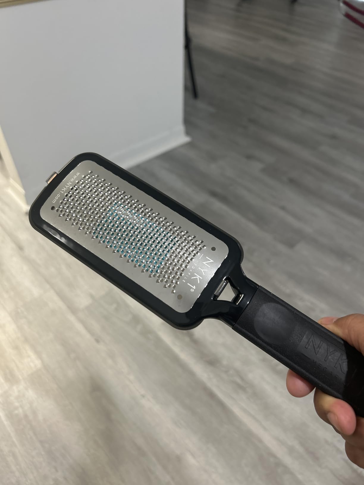 NYK1 RUSTPROOF Foot File Callus Remover for Feet with Catcher | XL Size customer photo 1