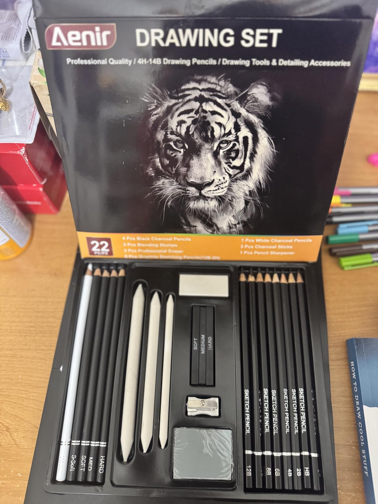 Aenir Charcoal Pencils for Drawing, 22-Piece Sketch Pencils for Drawing Set customer photo 1