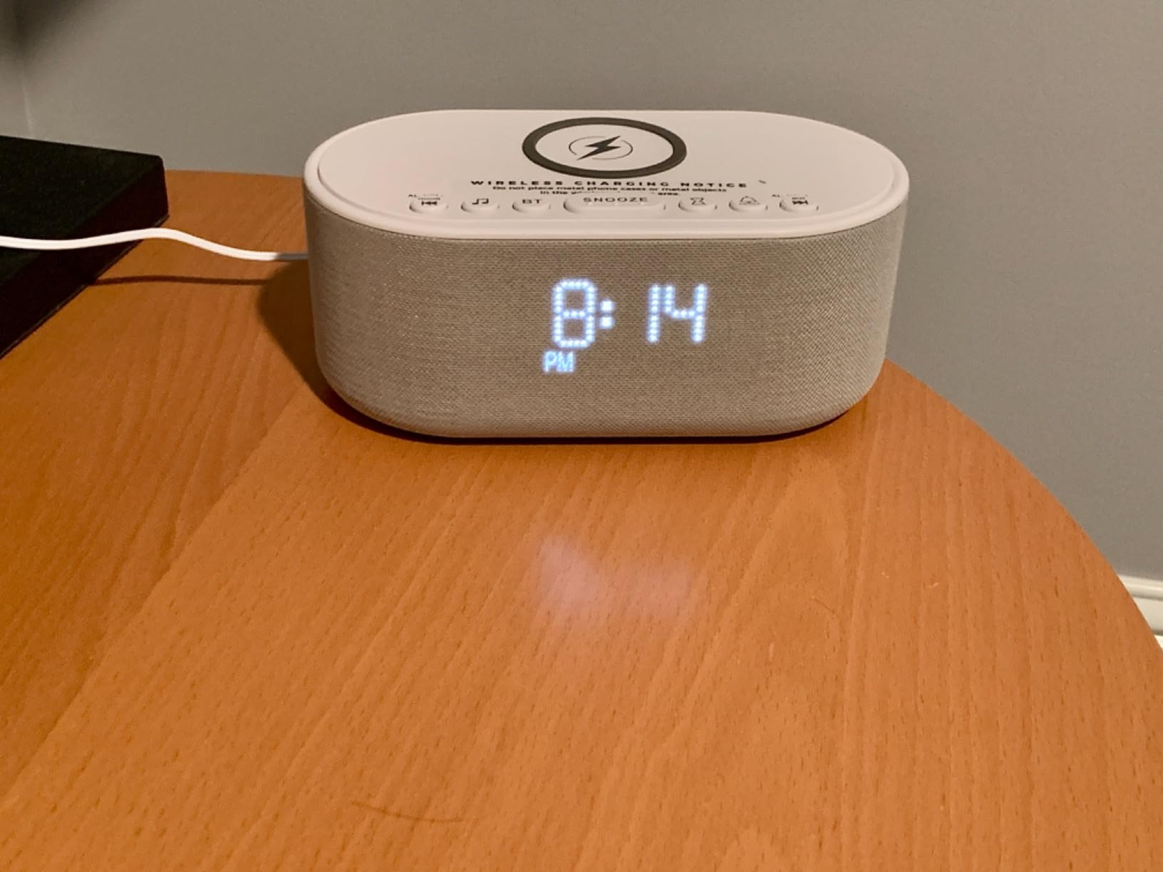 Odokee Sound Machine Alarm Clock for Bedrooms with Wireless Charging customer photo 2