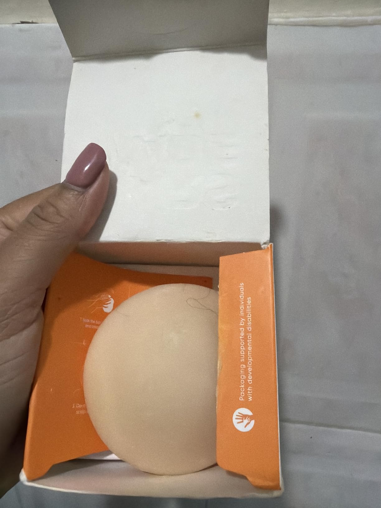 MARS MADE Purple Toning Shampoo Bar 2.0 - Hydrating & Moisturizing Natural Hair Soap for Hair Color & Scalp Nourishment - Solid Shampoo for All Hair Types (120g, 4.23oz) customer photo 2