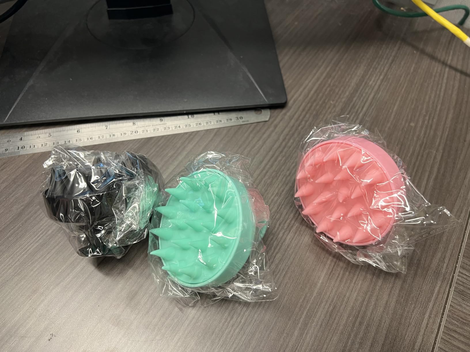 Oligei Scalp Massager 3 Pack, Shampoo Brush, Hair Scrubber for Exfoliation, Soft Silicone Brush for Hair Growth and Dandruff Removal customer photo 2